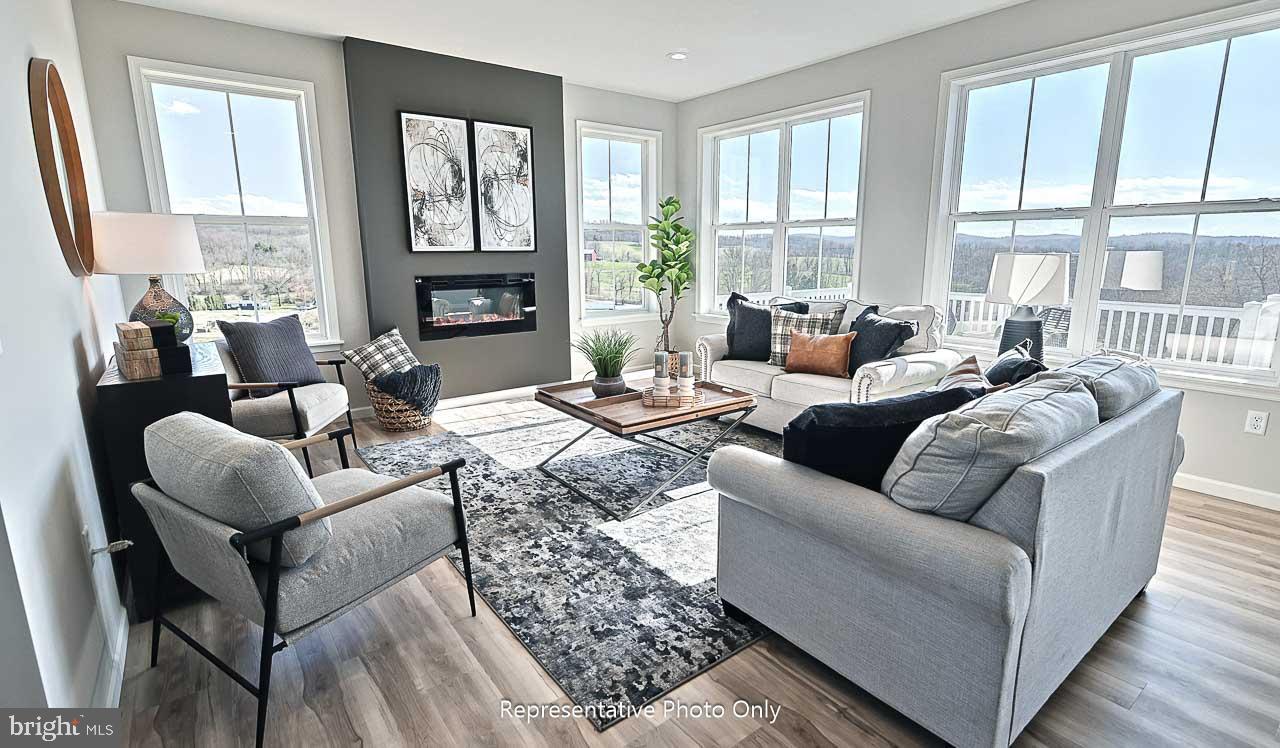 TRINDLE PLACE - Residential