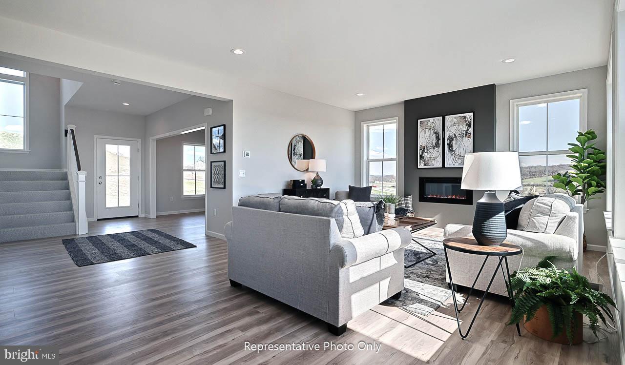 TRINDLE PLACE - Residential