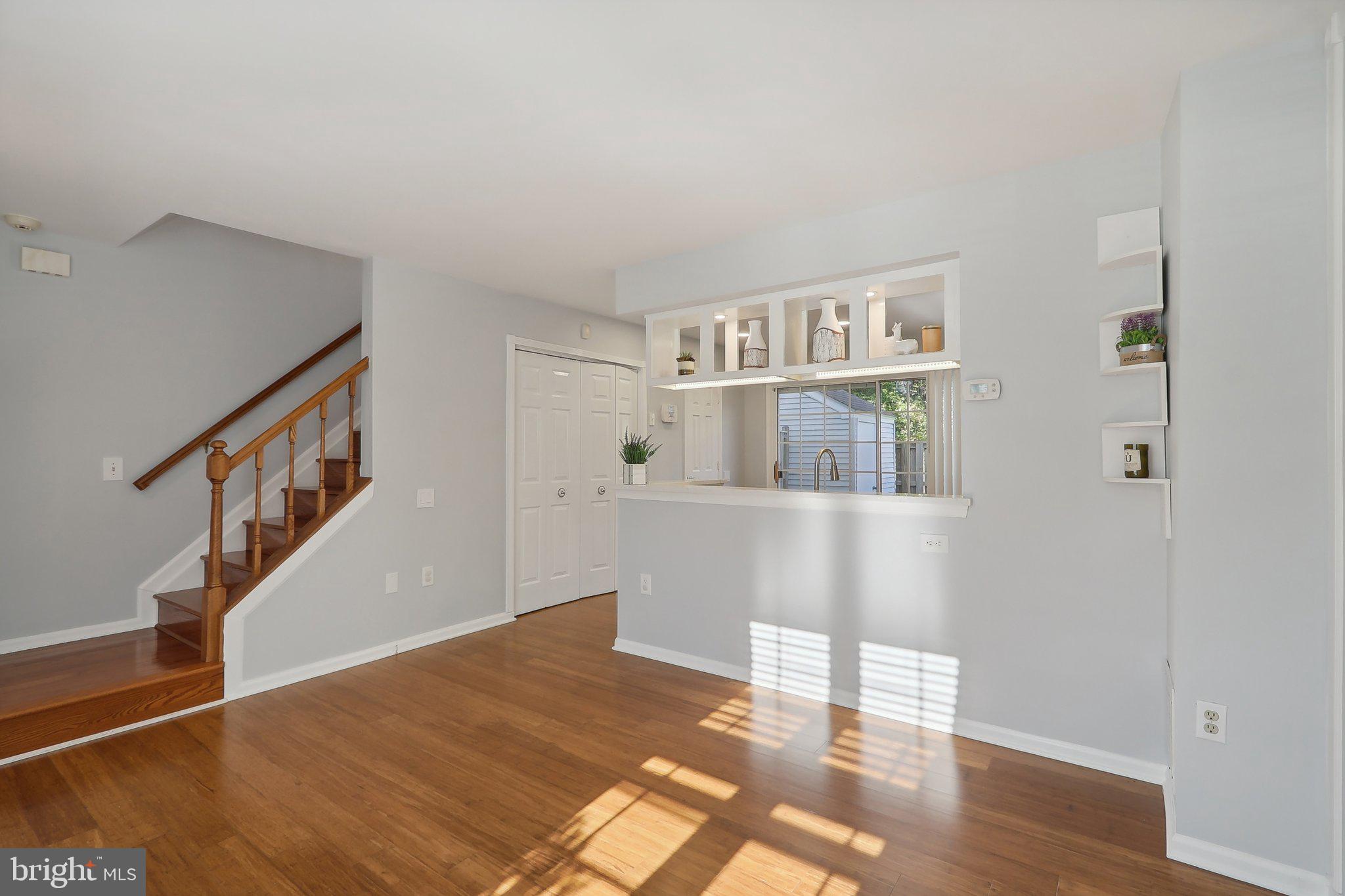 LAKE RIDGE - Residential