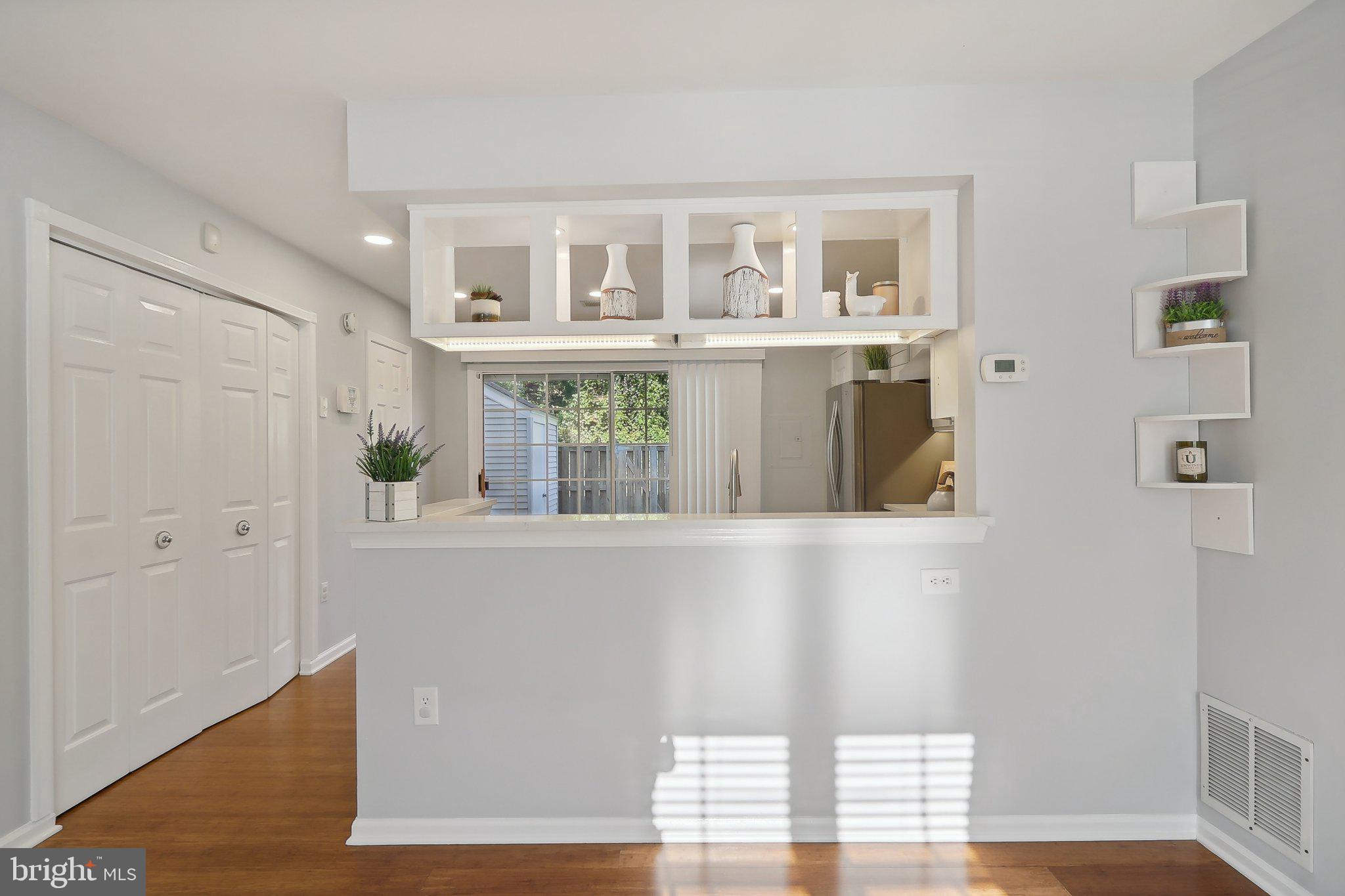 LAKE RIDGE - Residential