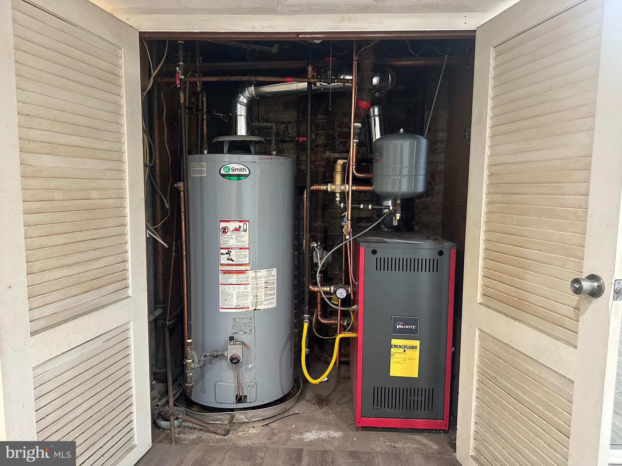 GEORGETOWN - Commercial Sale