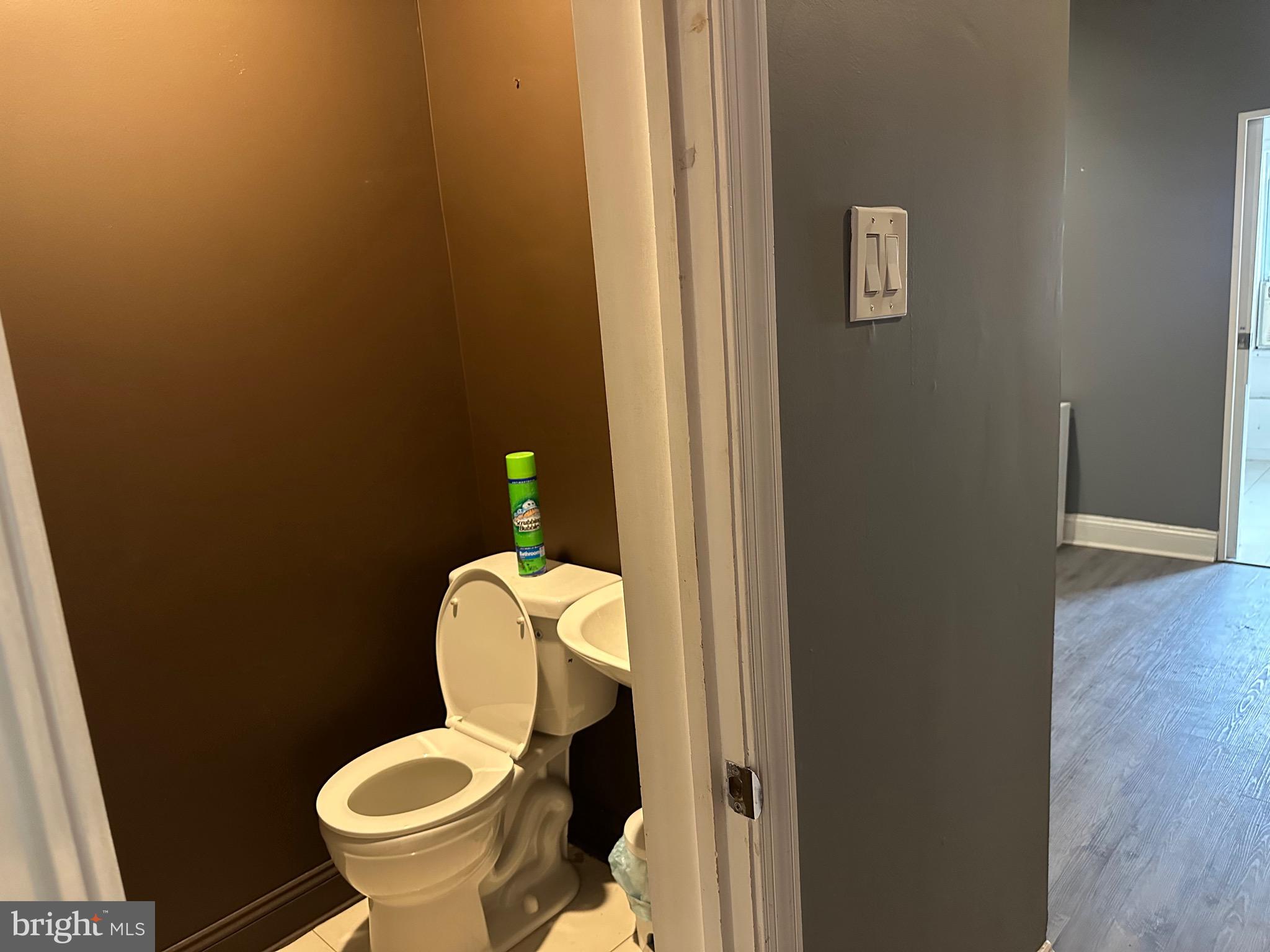 GEORGETOWN - Commercial Sale