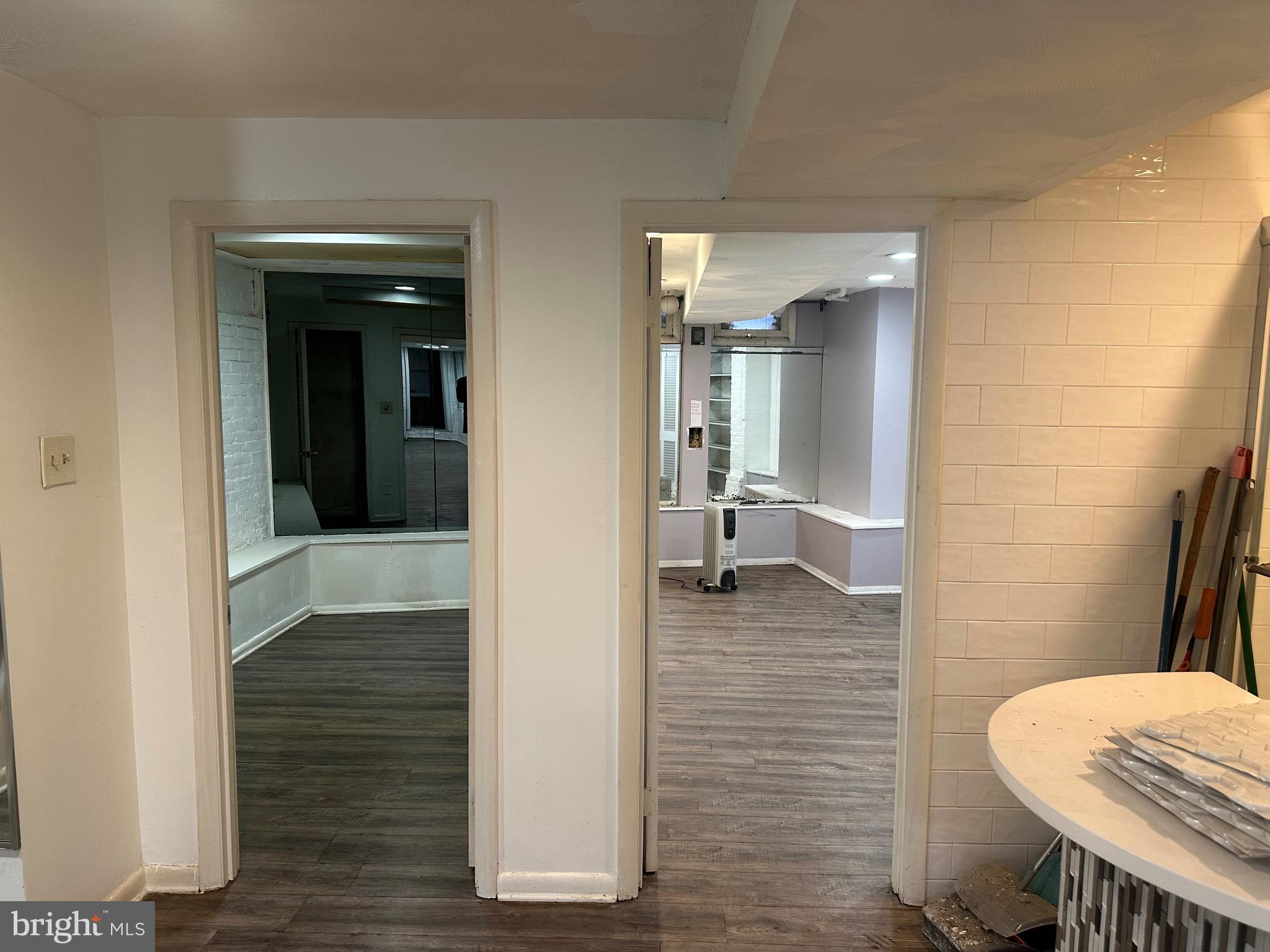 GEORGETOWN - Commercial Sale