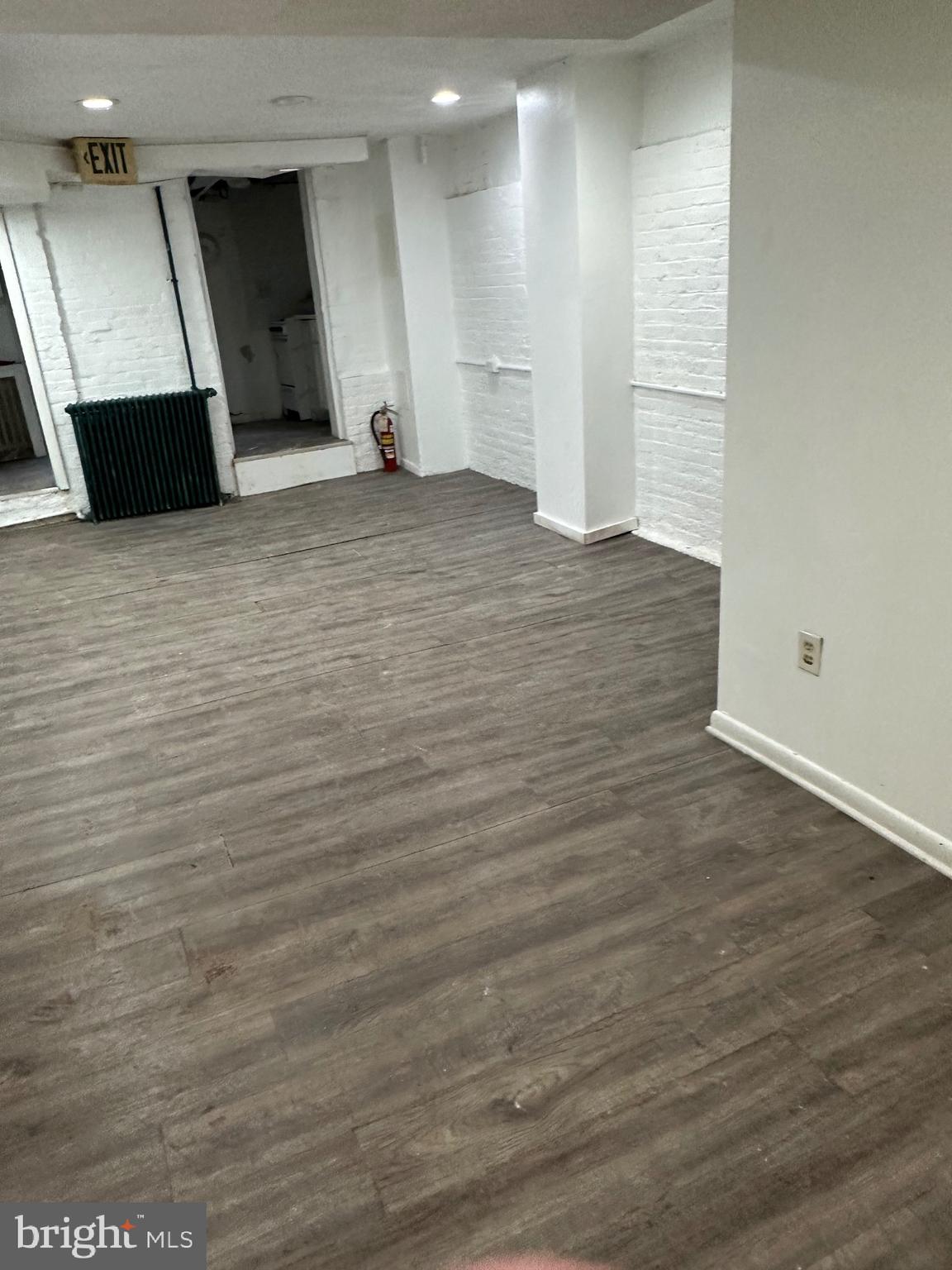 GEORGETOWN - Commercial Sale