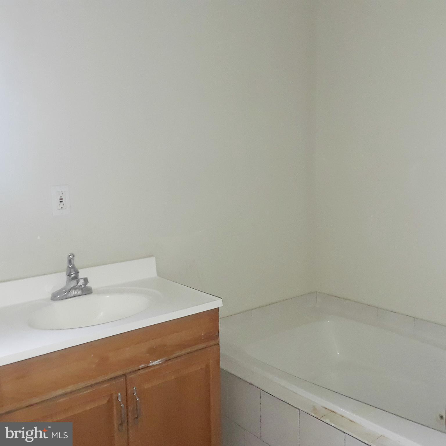 WASHINGTON VILLAGE - Residential