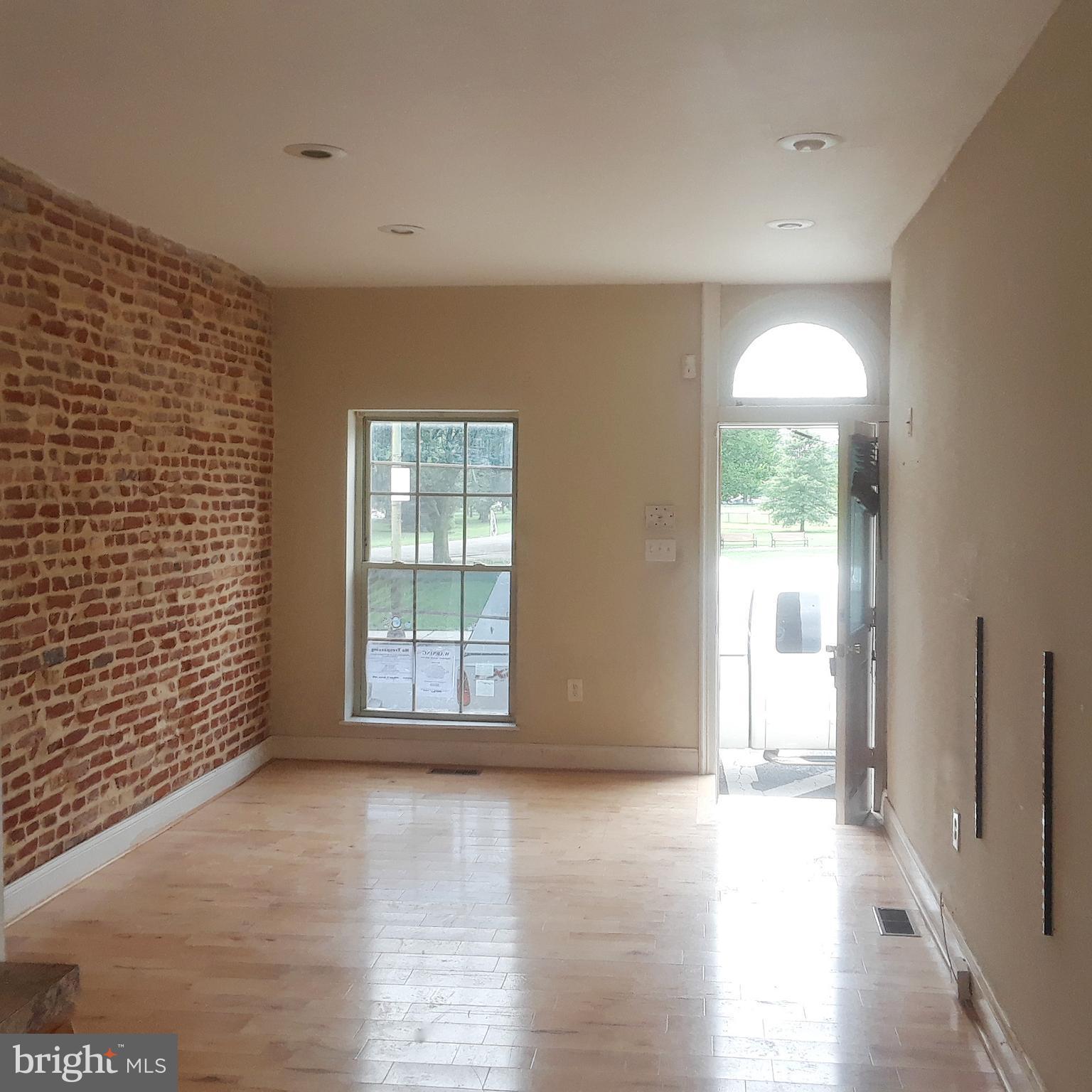 WASHINGTON VILLAGE - Residential