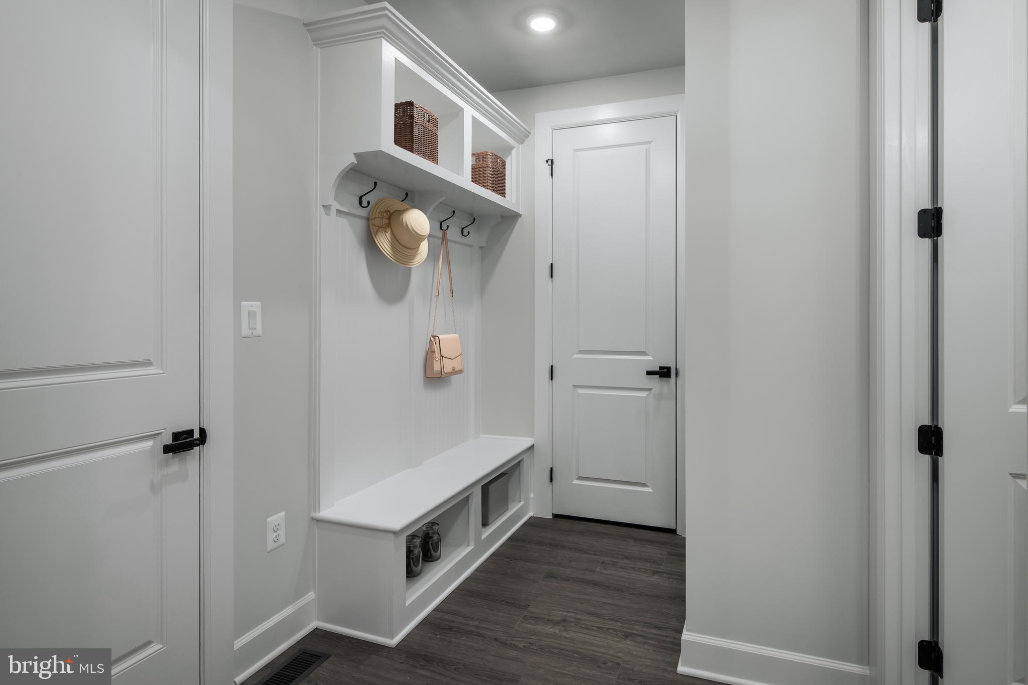 TWO RIVERS - Residential