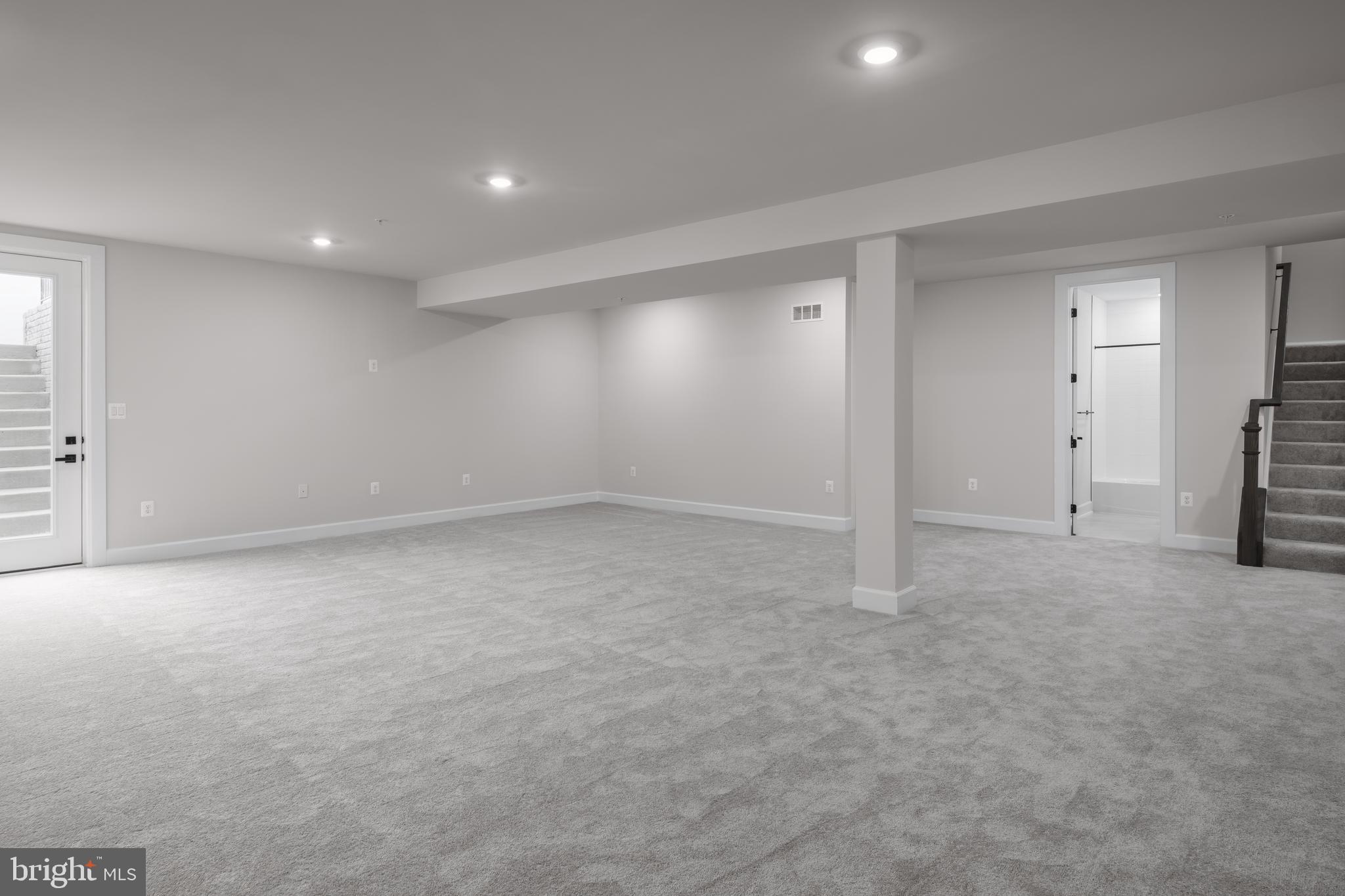 TWO RIVERS - Residential