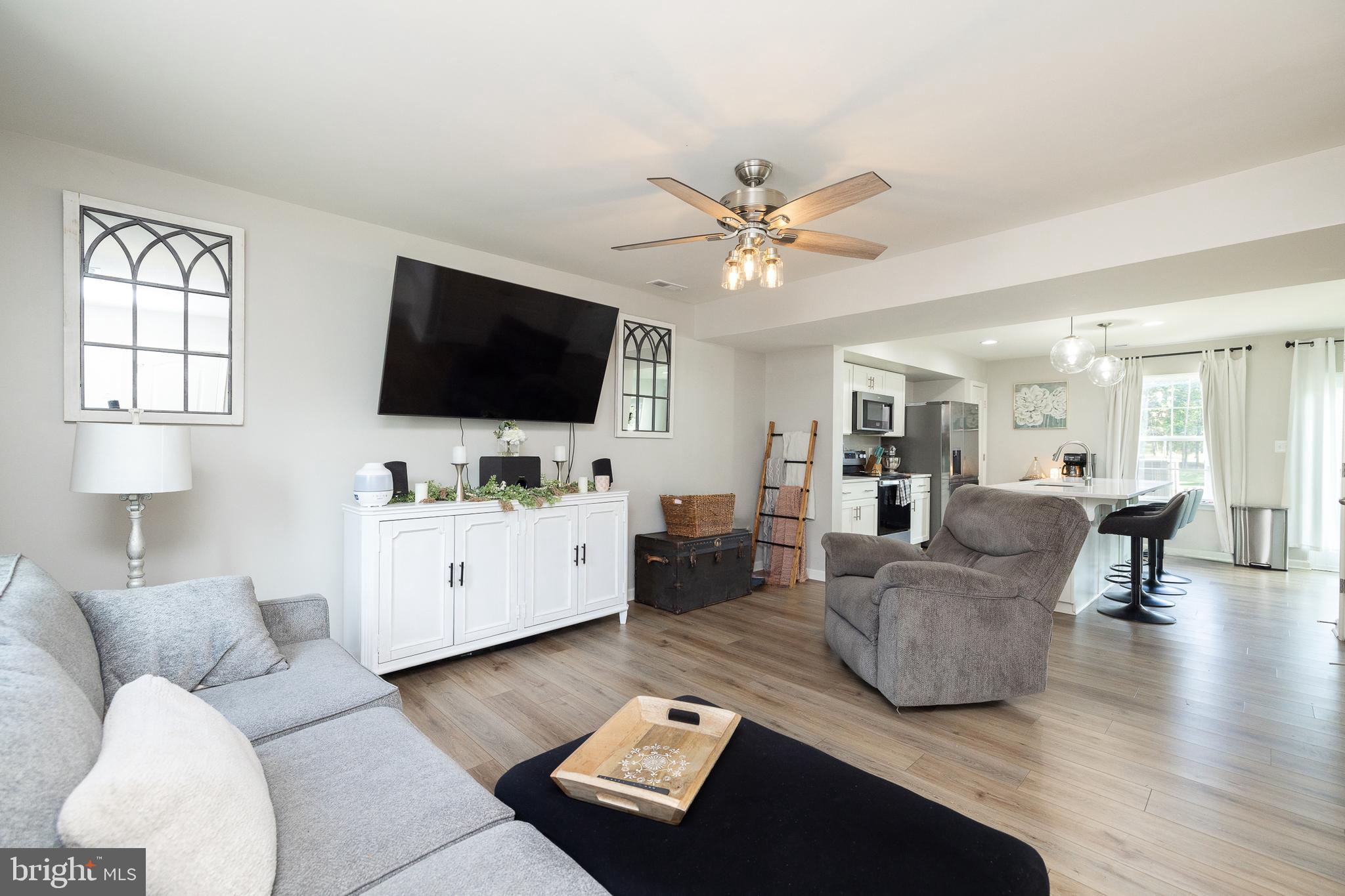 WHISPERING PINES - Residential Lease