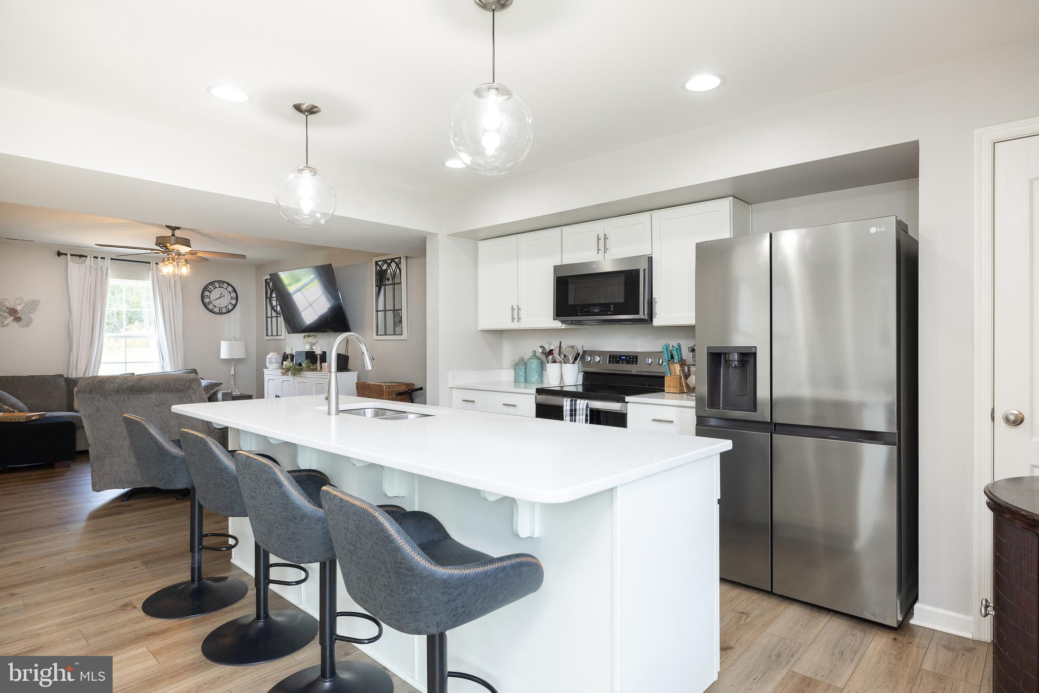 WHISPERING PINES - Residential Lease