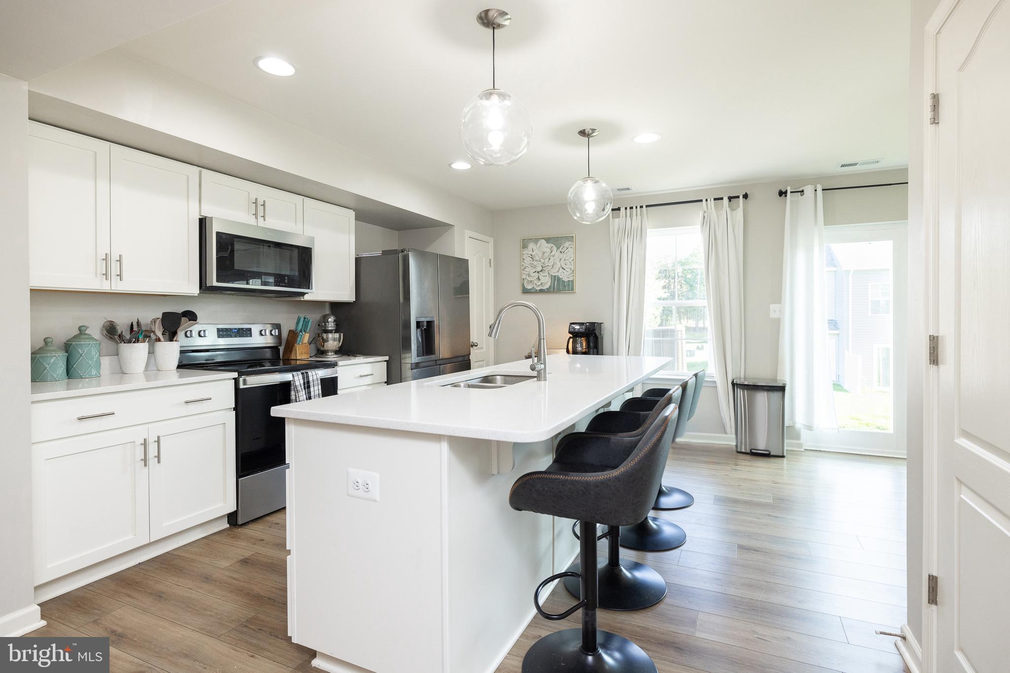 WHISPERING PINES - Residential Lease