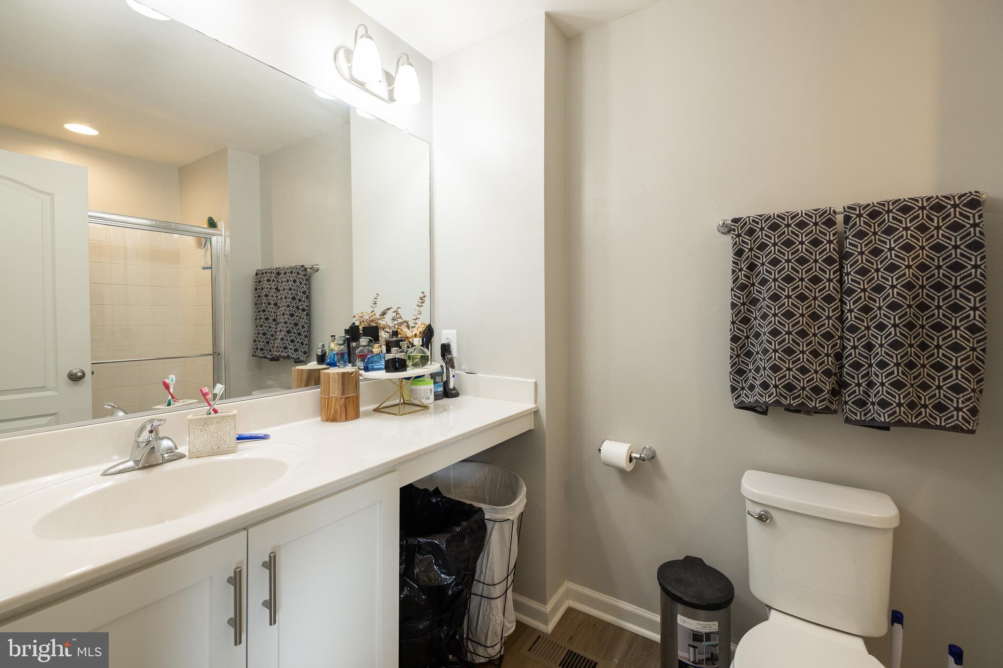 WHISPERING PINES - Residential Lease