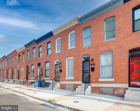 Townhouse For Rent - 2117 E Chase Street<br/> BALTIMORE, MD 21213