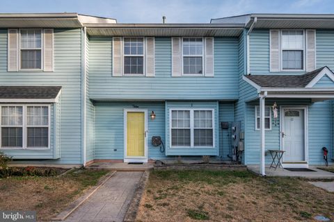 13 FORD LN BERLIN NJ 08009