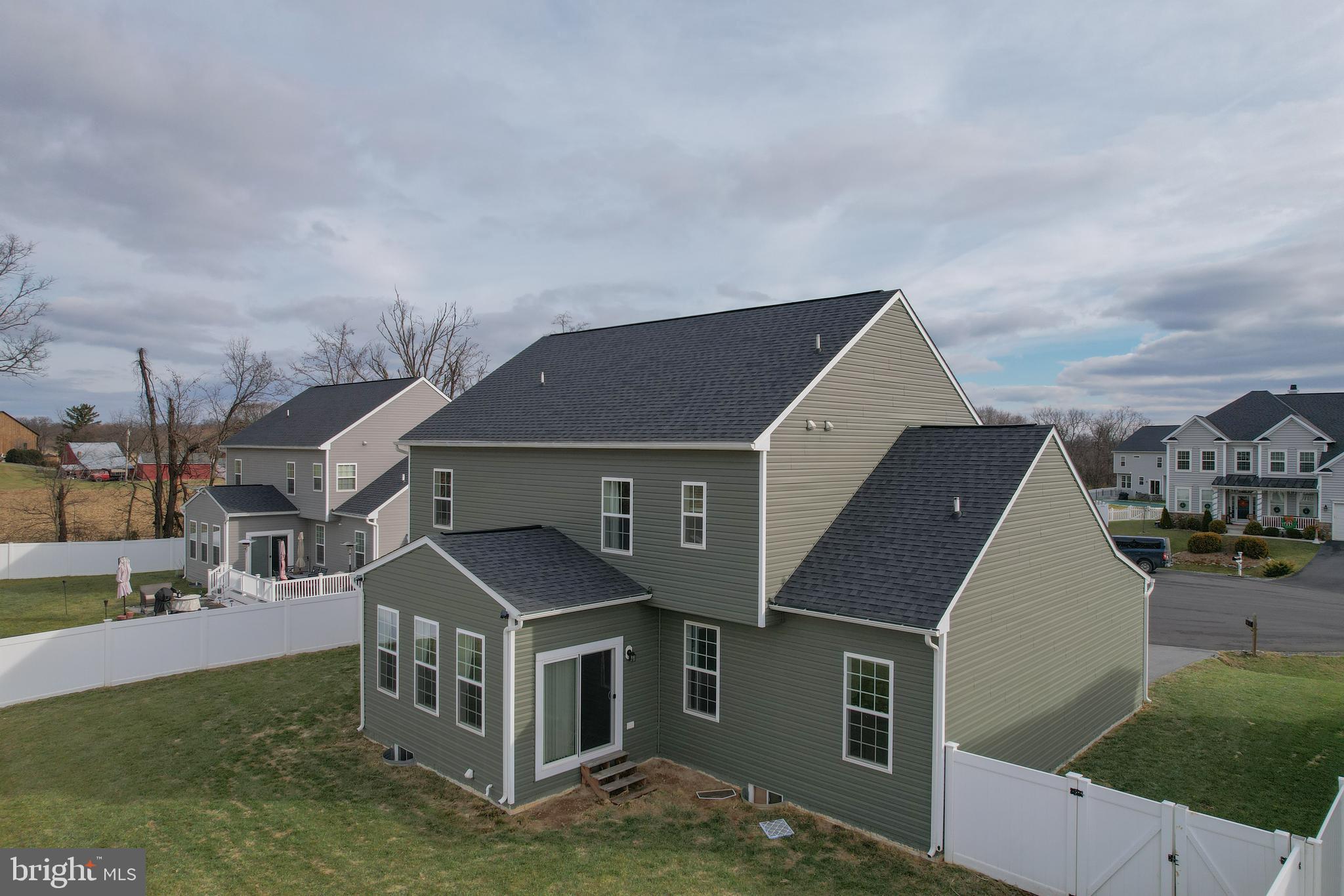 SPRINGDALE FARM - Residential