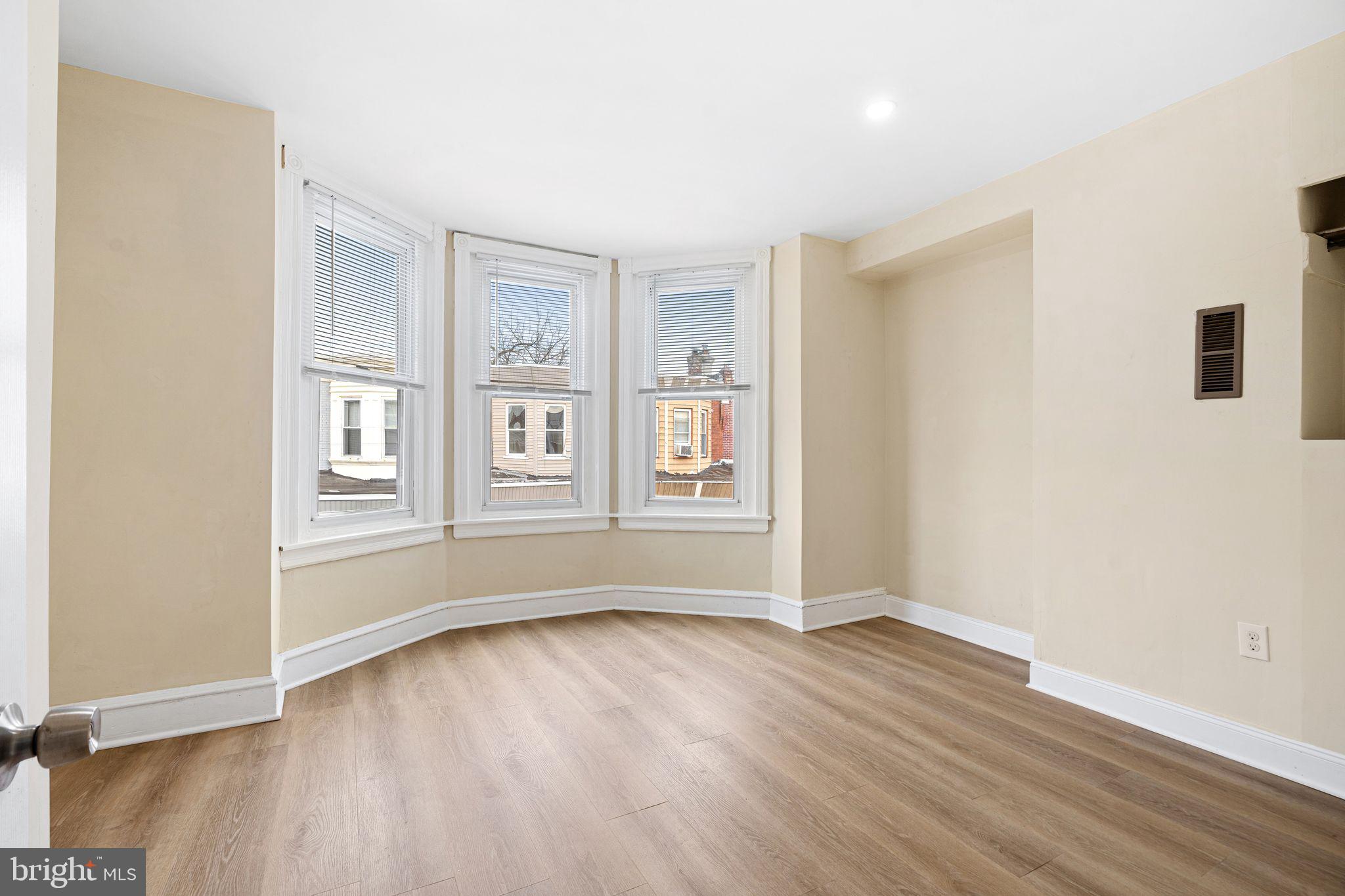 KINGSESSING - Residential