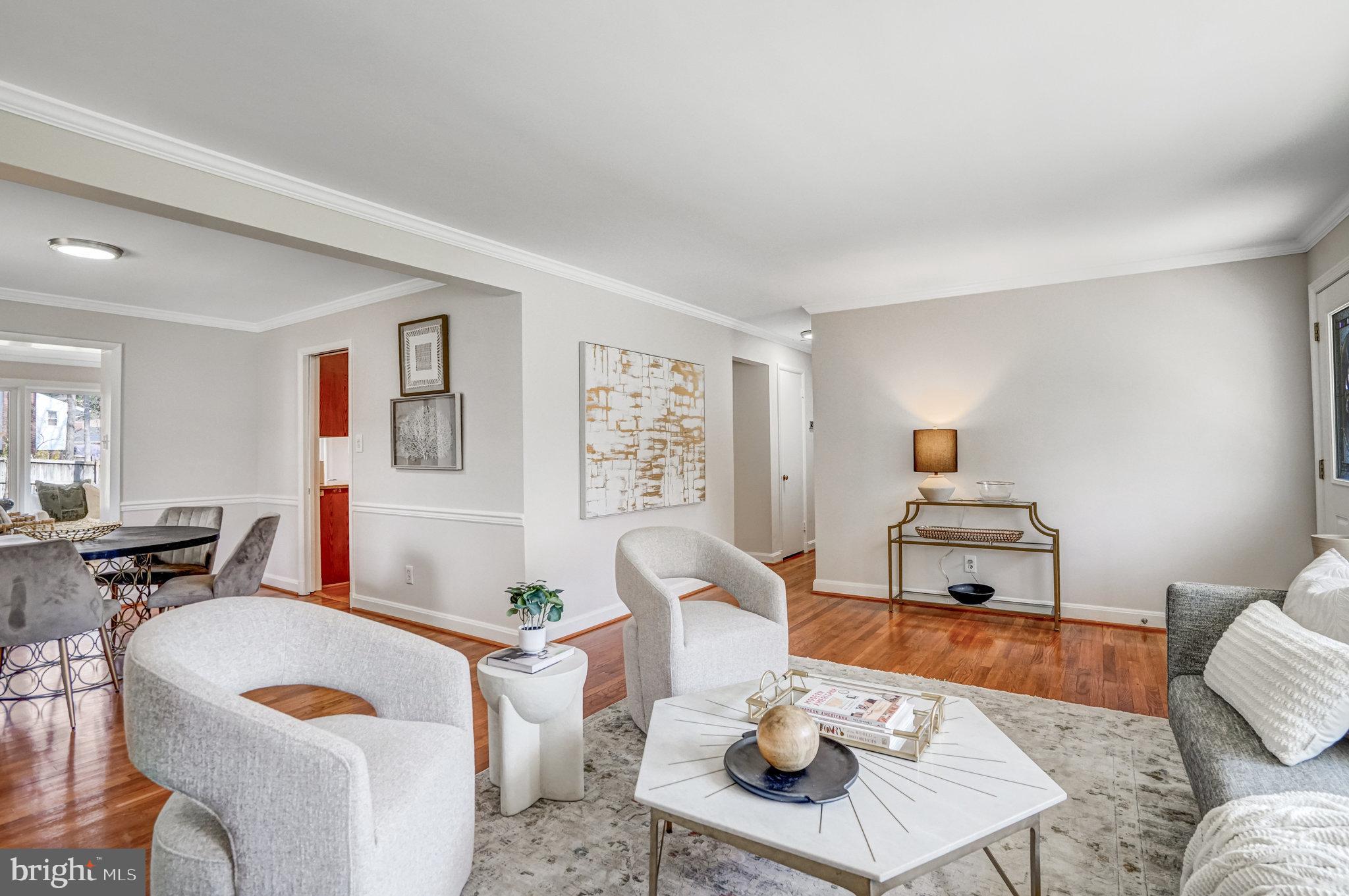 LINCOLNIA HILLS - Residential