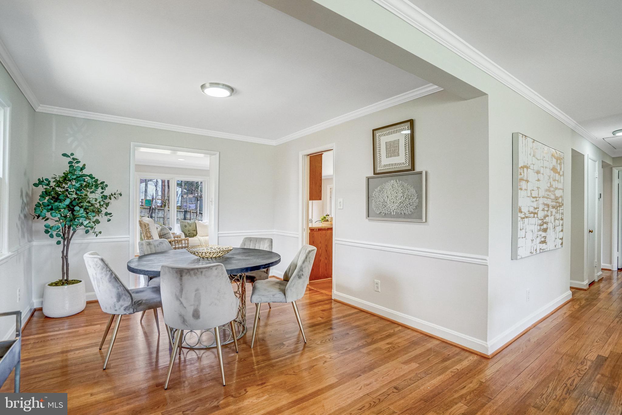 LINCOLNIA HILLS - Residential