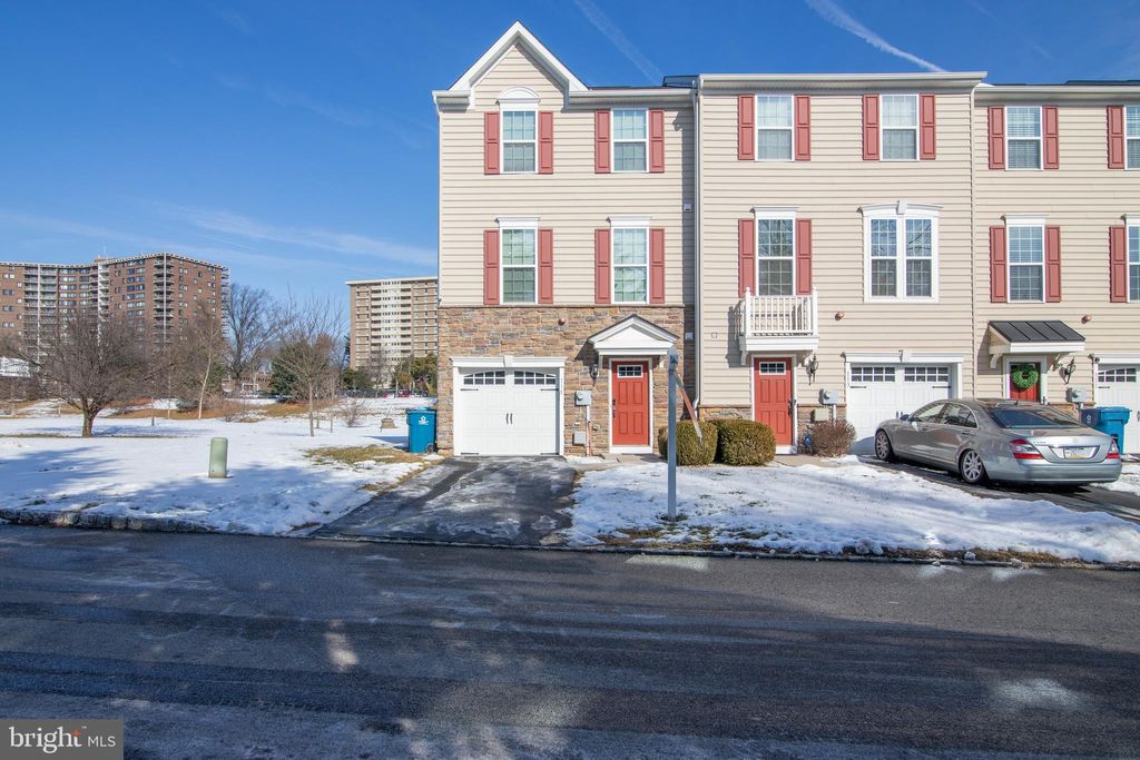 Photo of 115 Old Cedarbrook Road #23, WYNCOTE, PA 19095 (MLS # PAMC2165596)