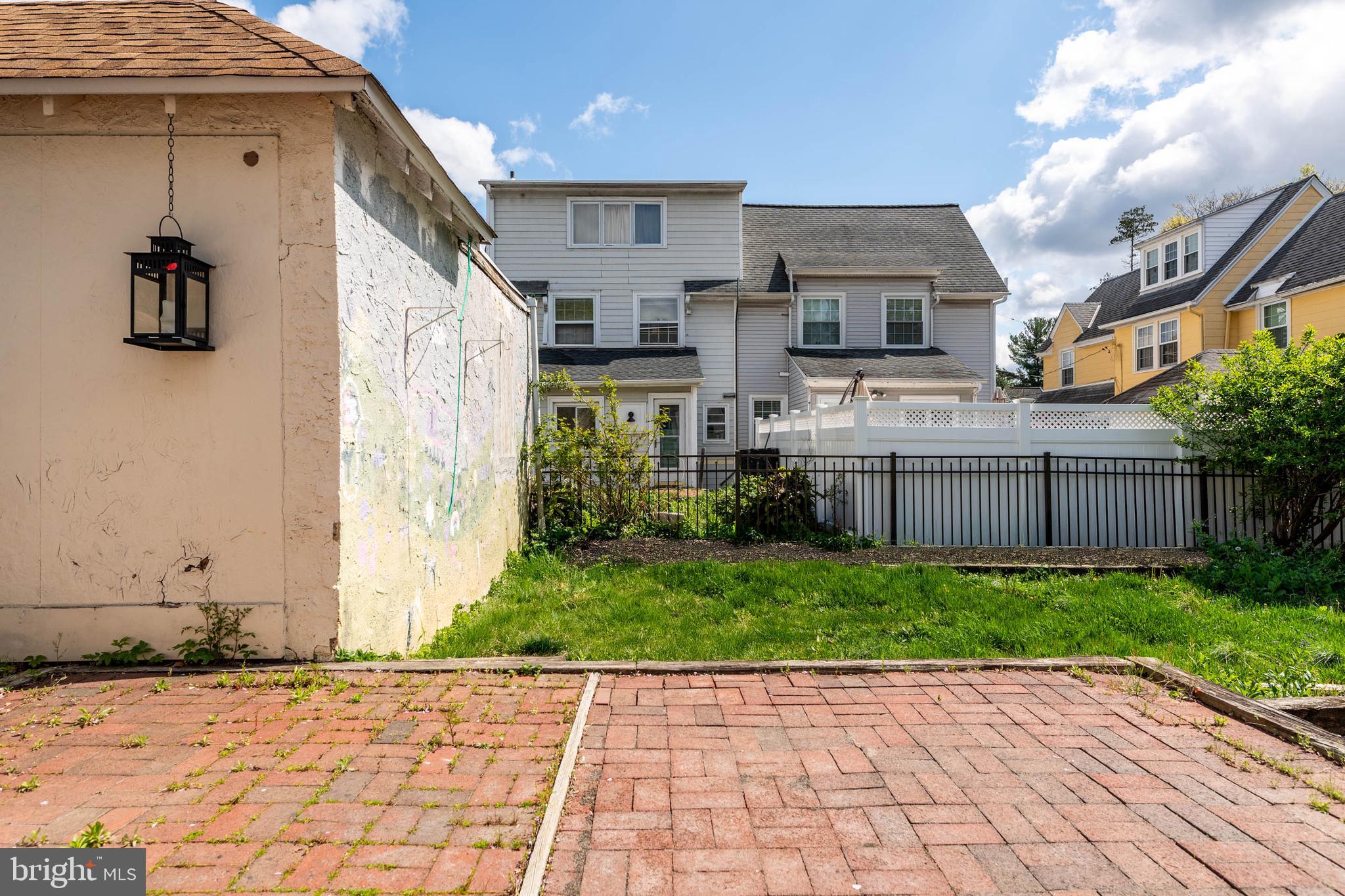 ARDMORE - Residential