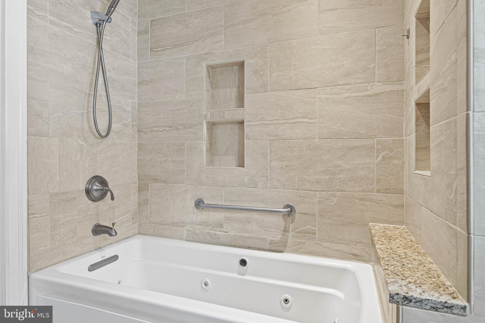 ARDMORE - Residential