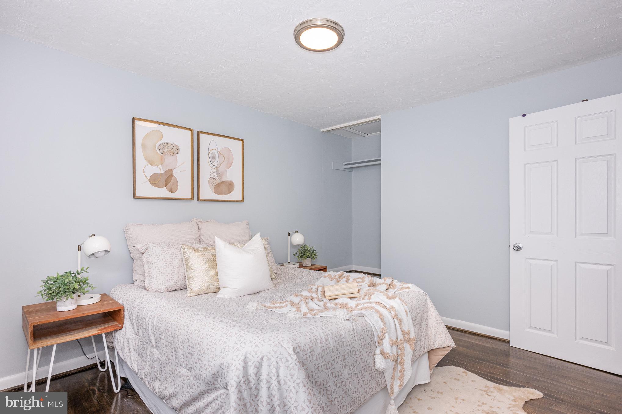 BROOKLYN - Residential