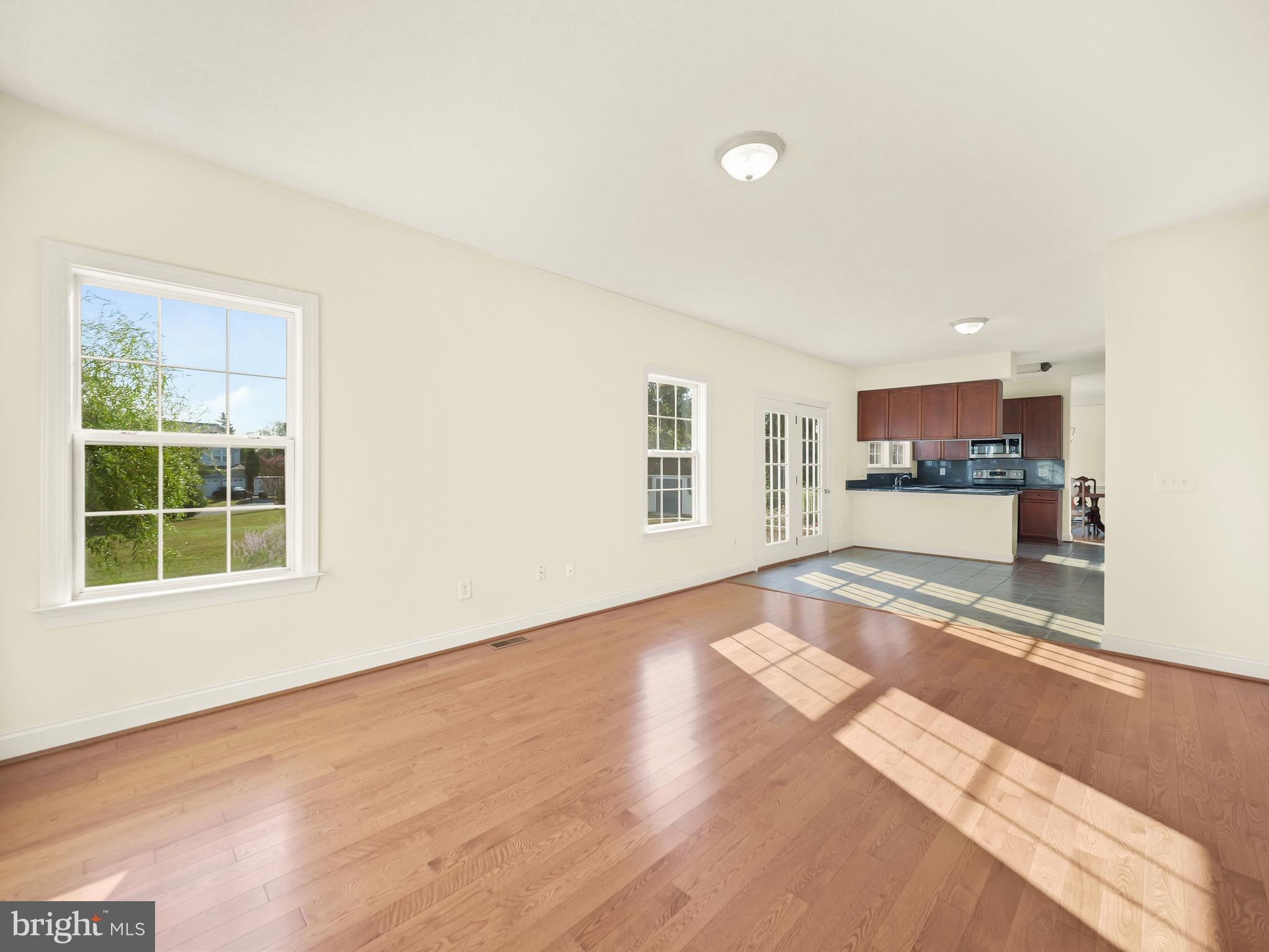 RIVERSIDE ON THE POTOMAC - Residential