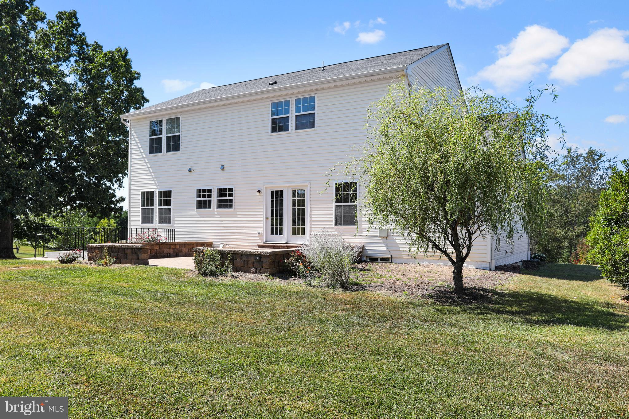 RIVERSIDE ON THE POTOMAC - Residential