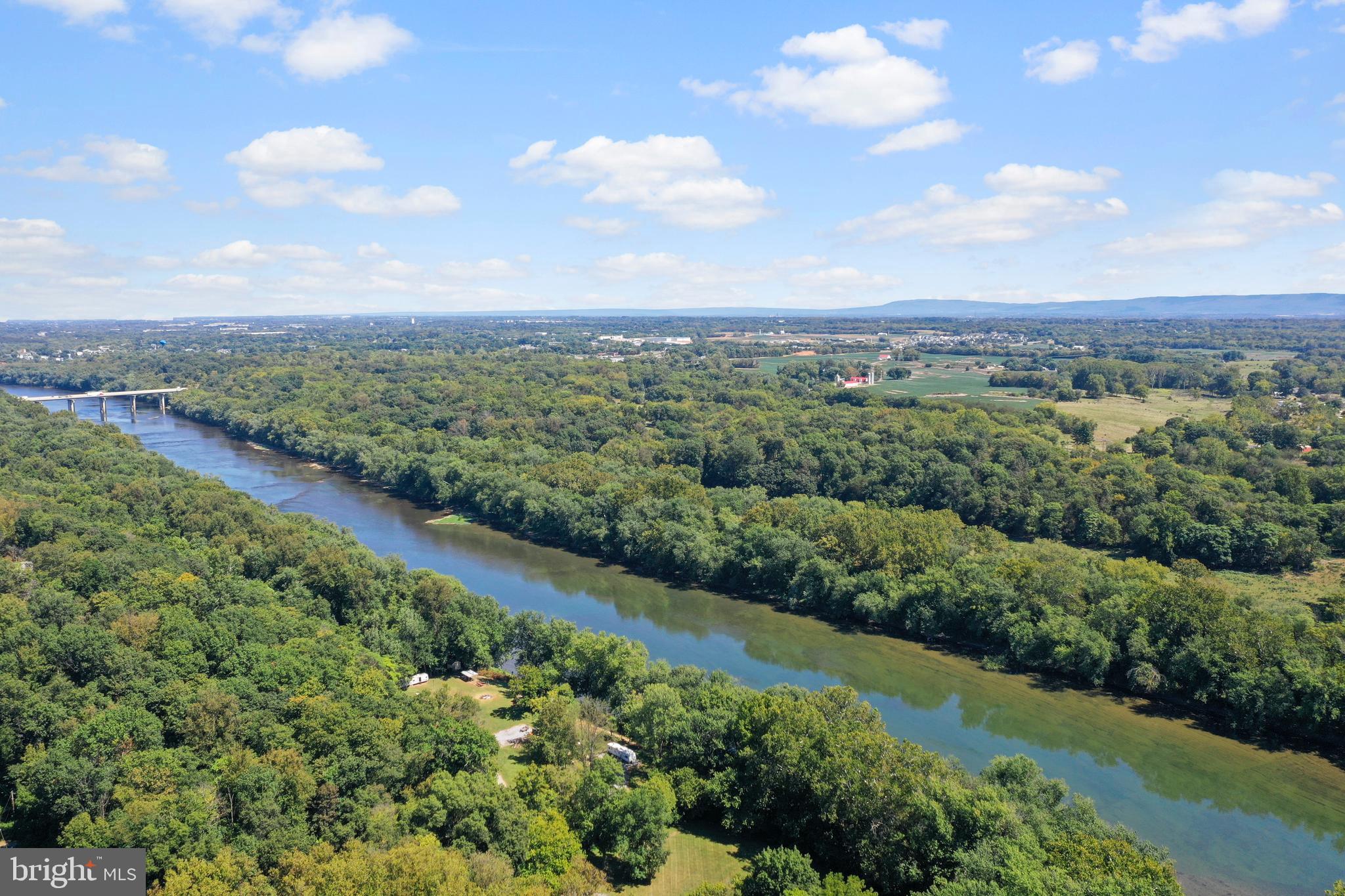 RIVERSIDE ON THE POTOMAC - Residential