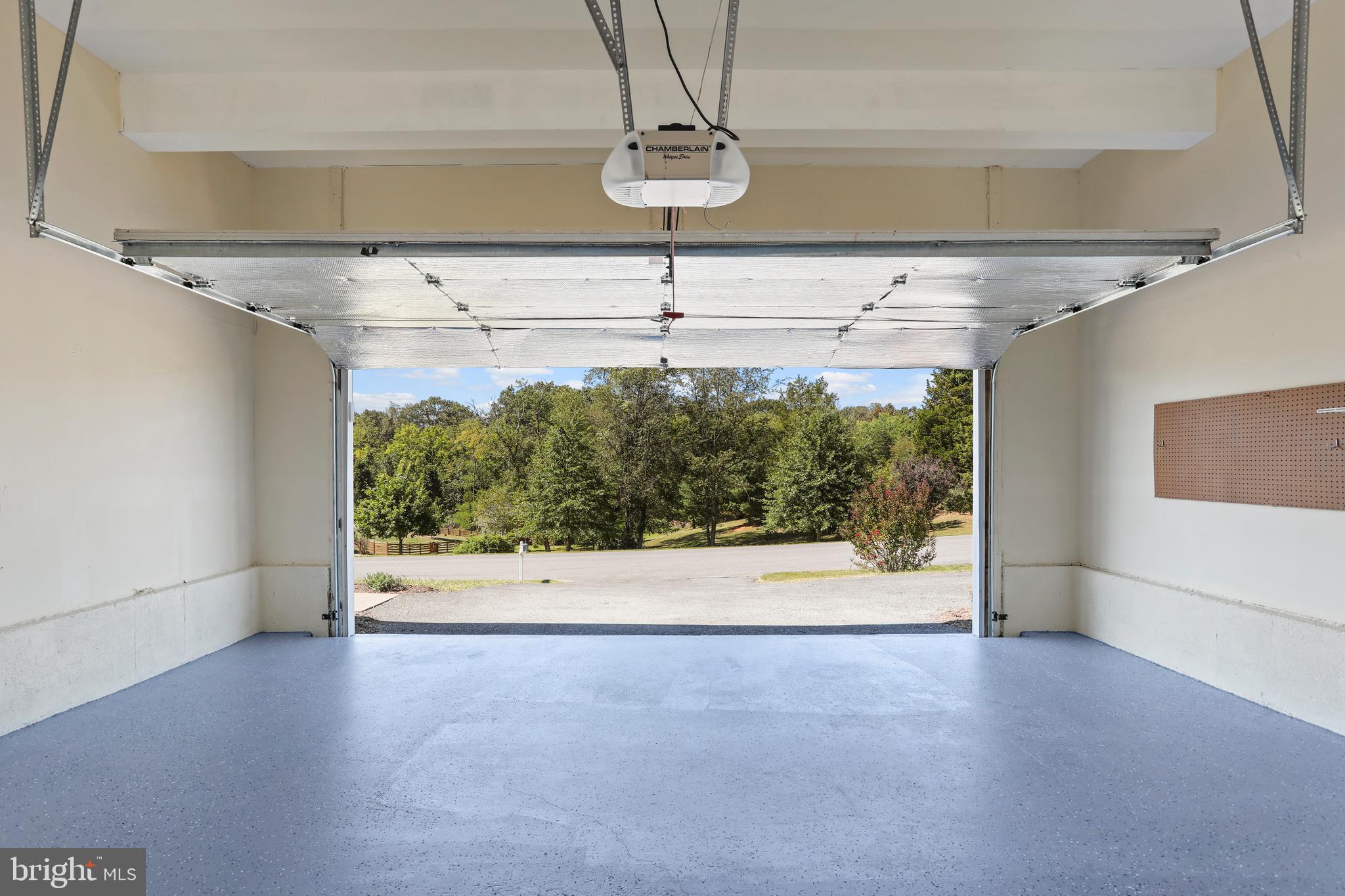 RIVERSIDE ON THE POTOMAC - Residential