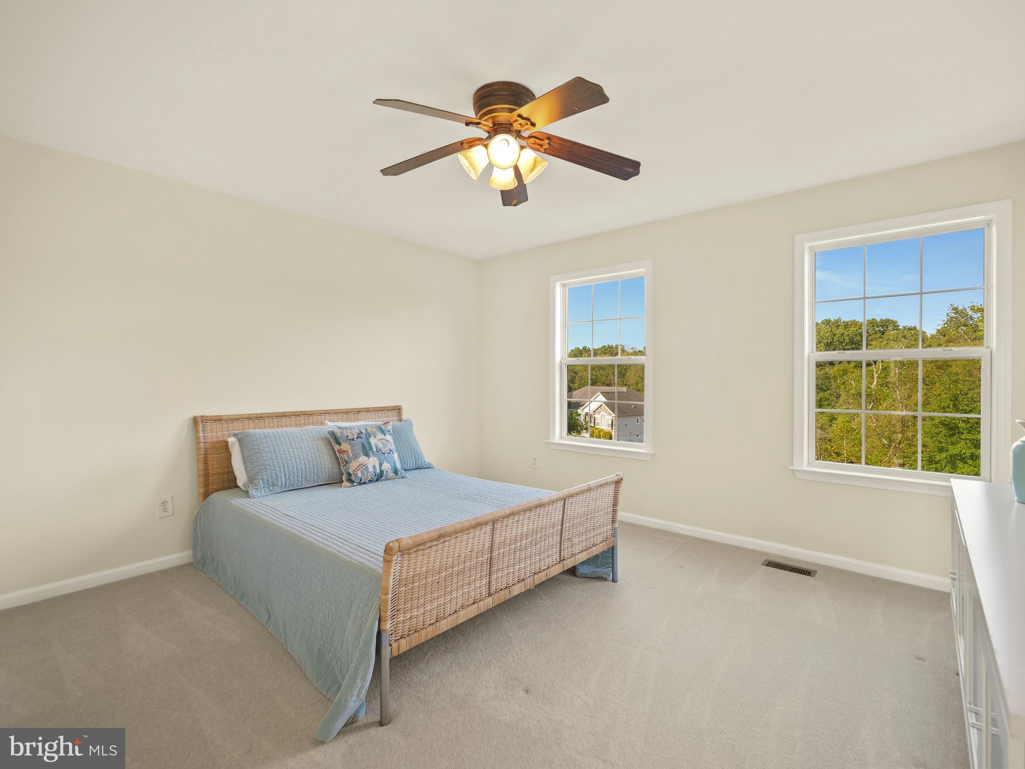 RIVERSIDE ON THE POTOMAC - Residential