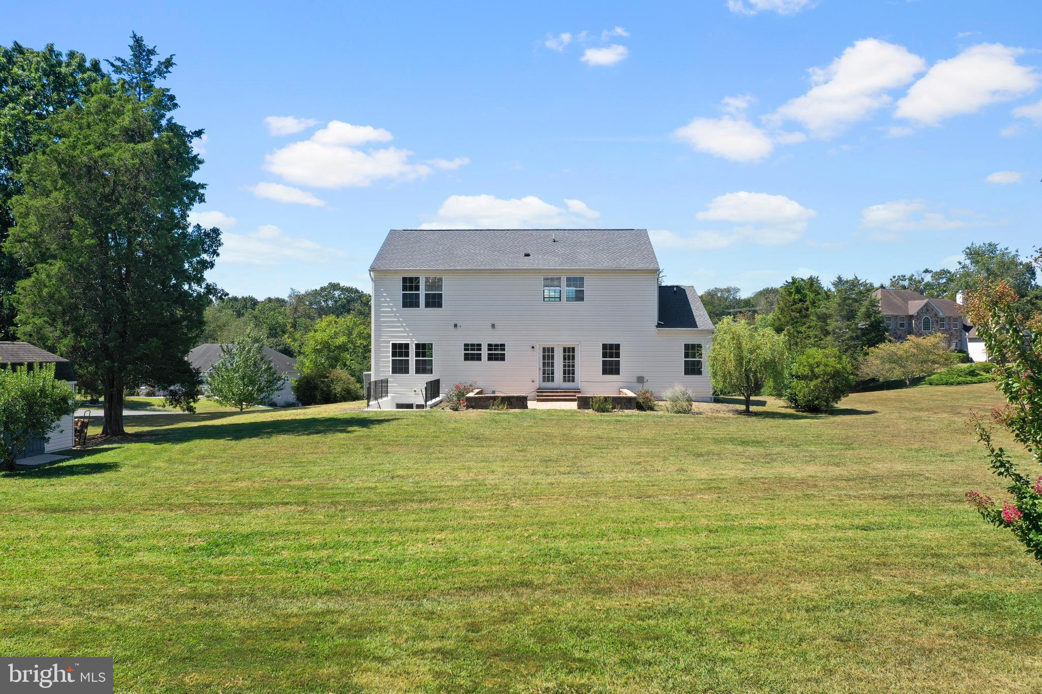 RIVERSIDE ON THE POTOMAC - Residential