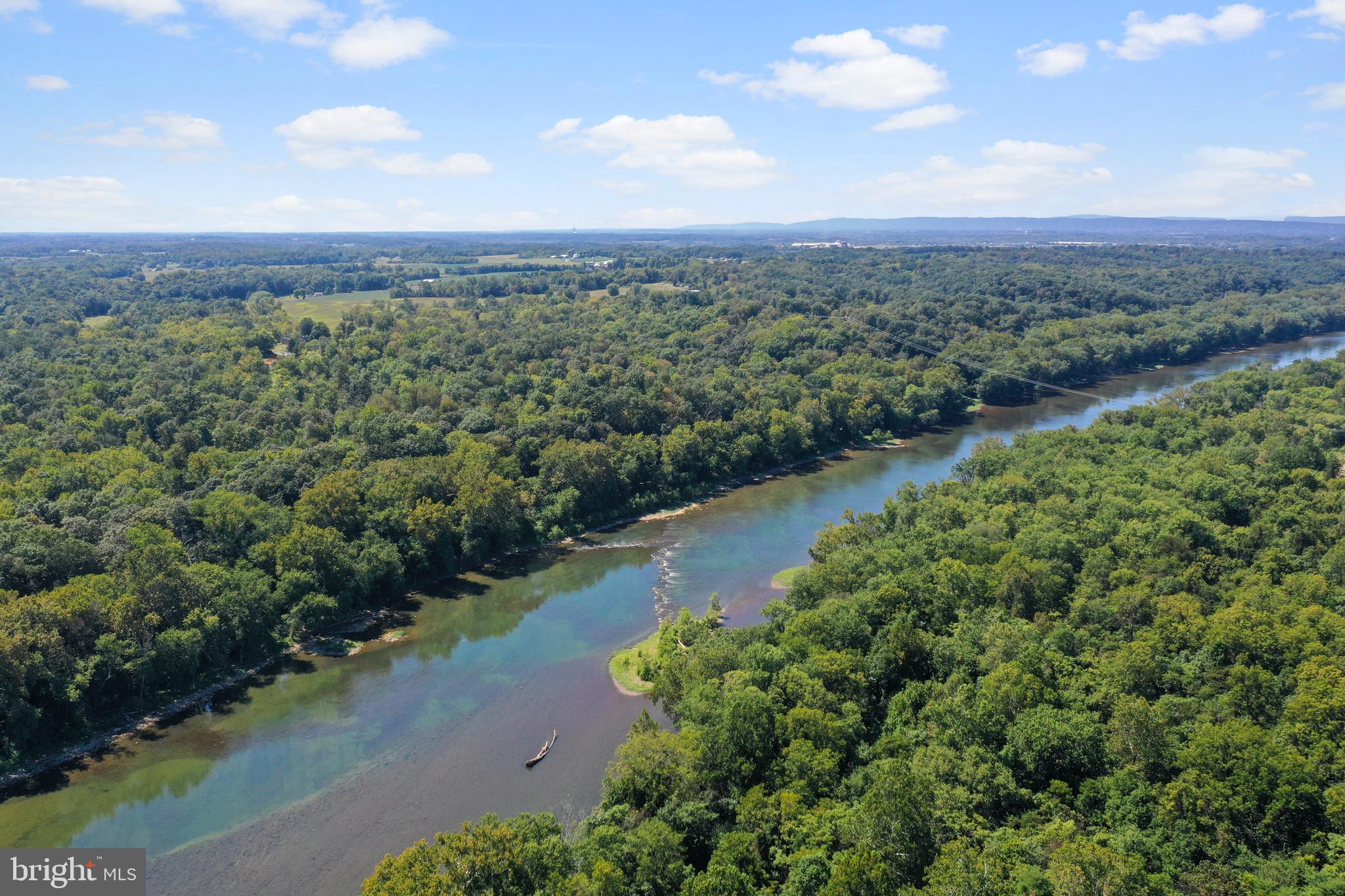 RIVERSIDE ON THE POTOMAC - Residential