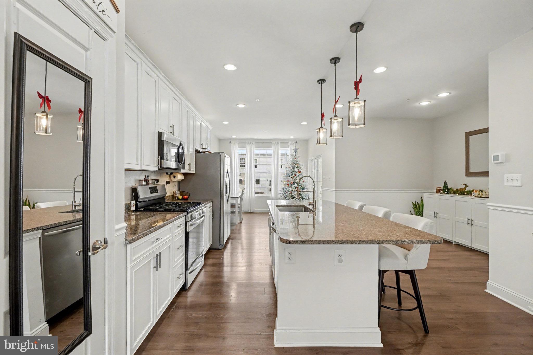 BEECH CREEK - Residential