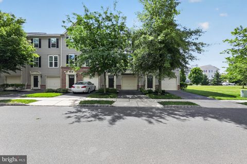 Condo For Sale - 1906 Lukas Court<br/> CINNAMINSON, NJ 08077