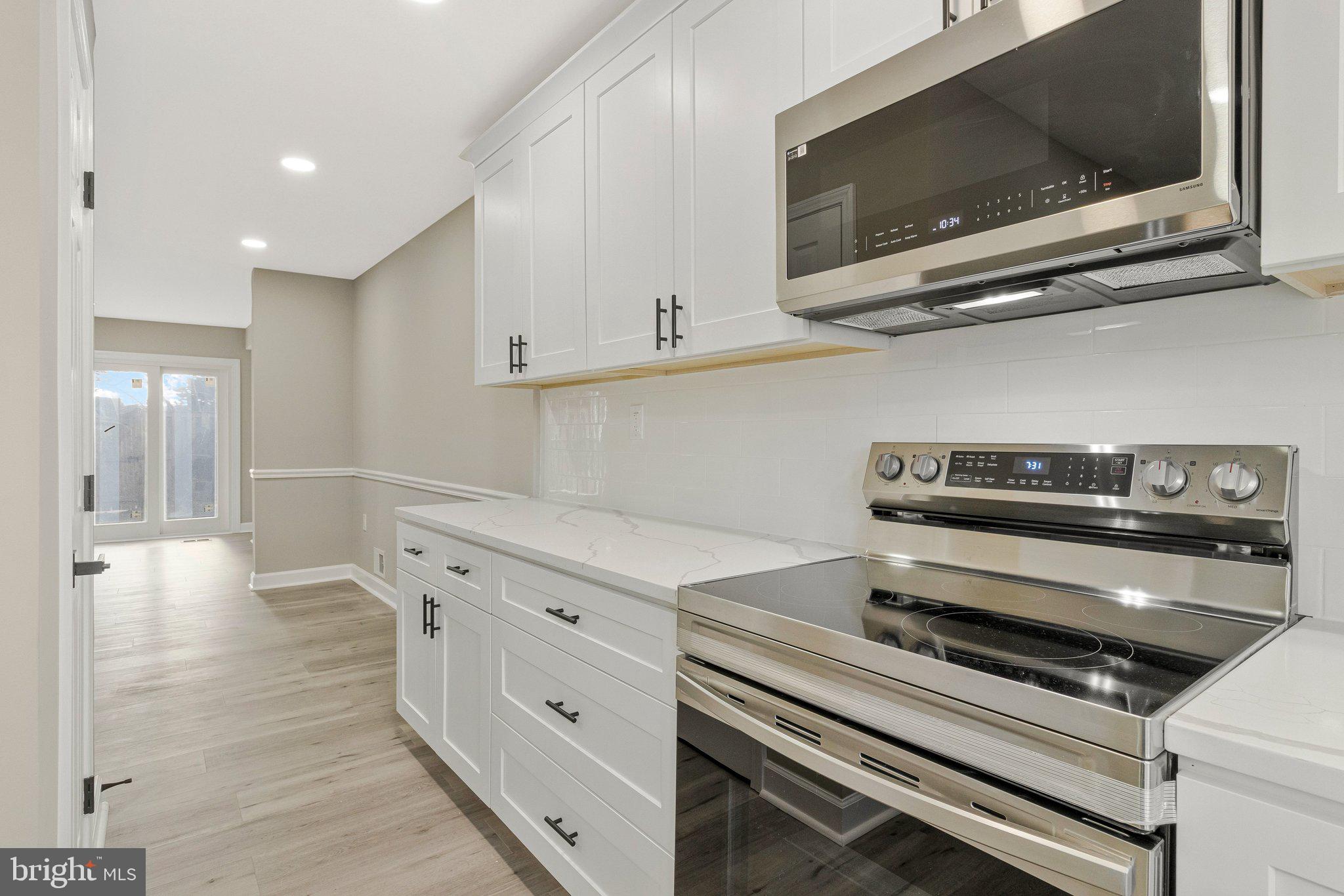 SPRINGFIELD VILLAGE - Residential