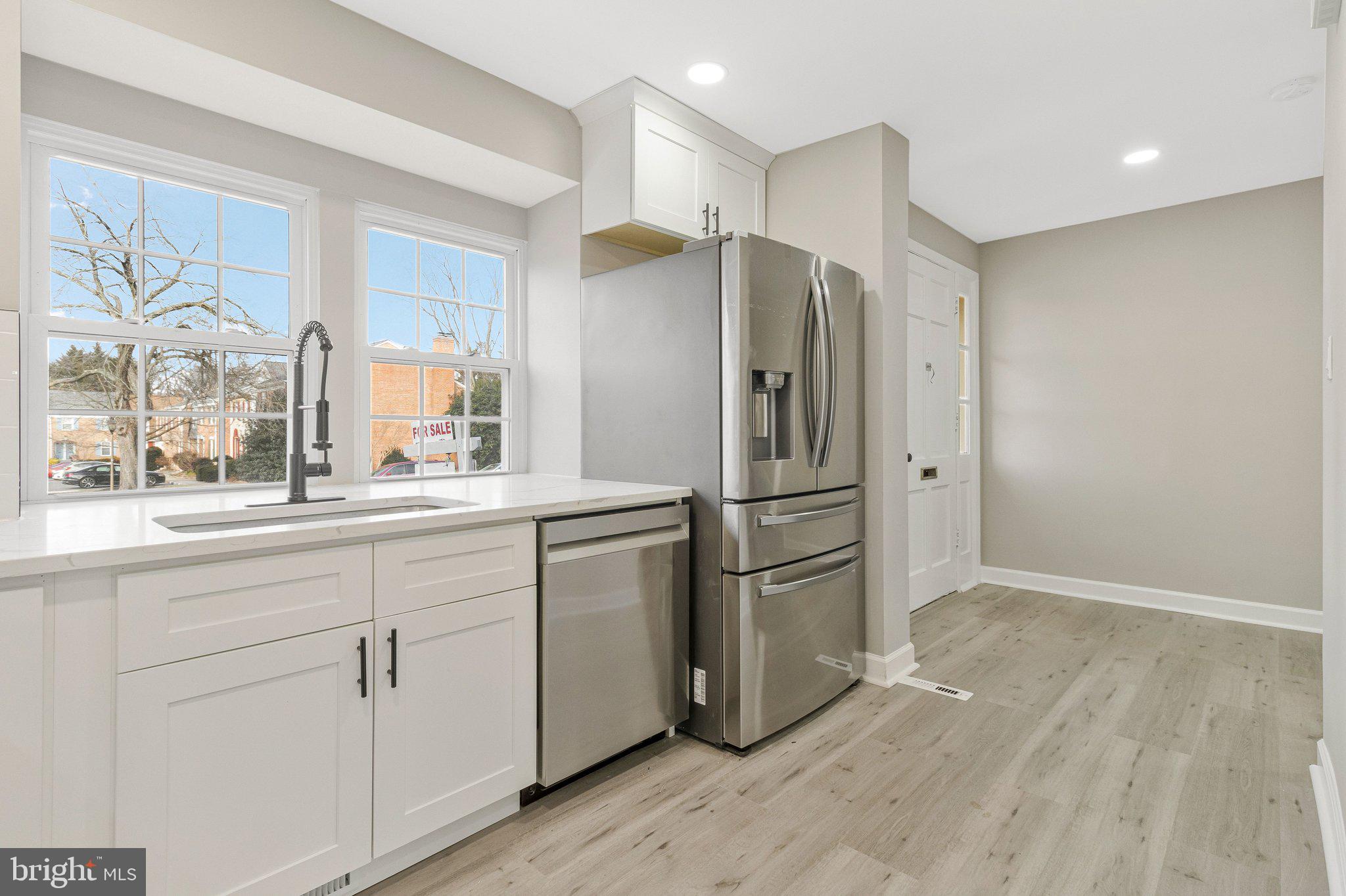 SPRINGFIELD VILLAGE - Residential