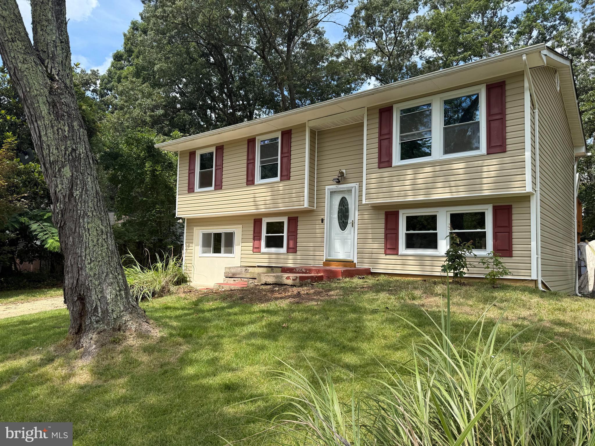 98 GARNER AVENUE