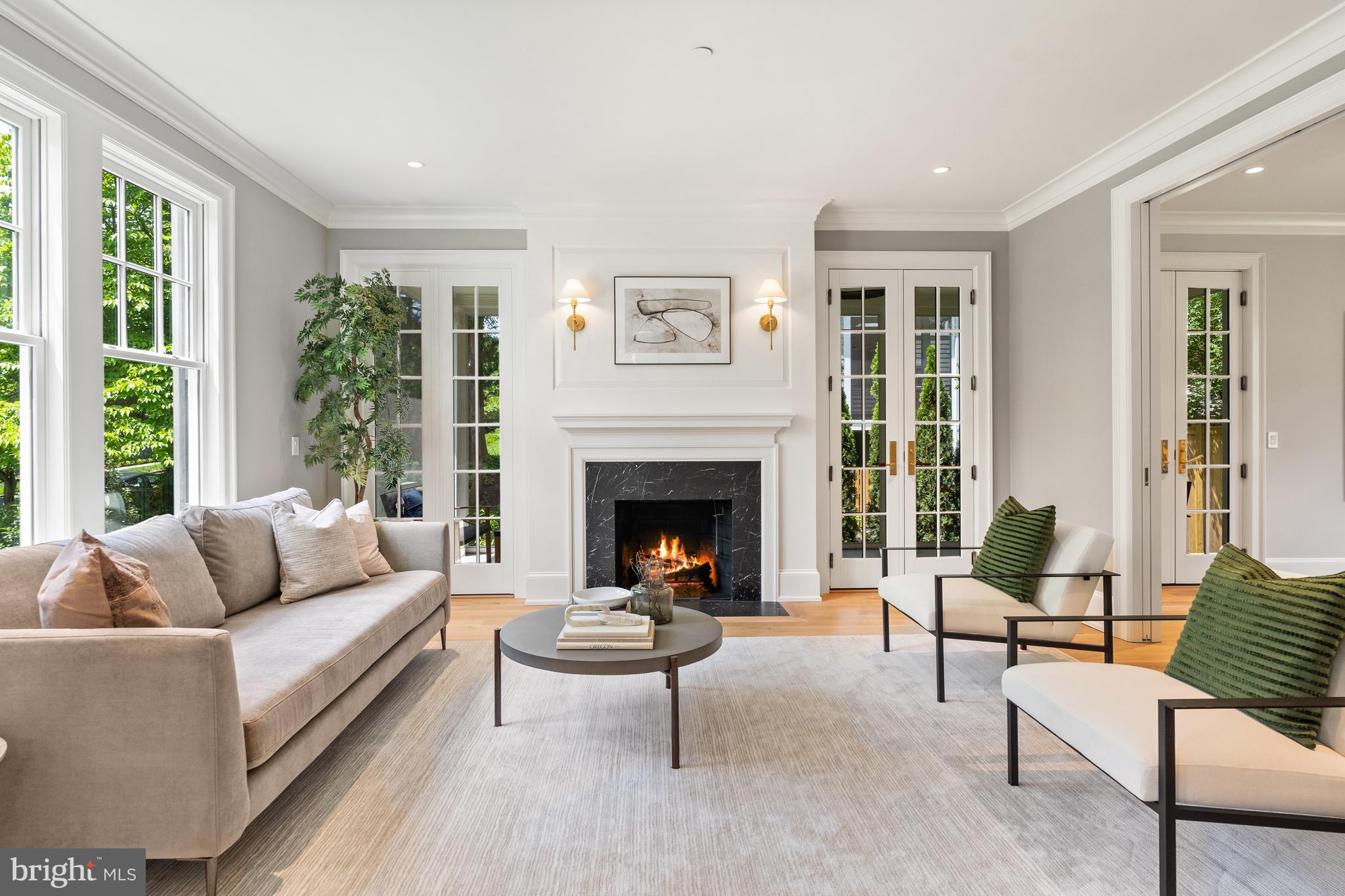 CHEVY CHASE - Residential