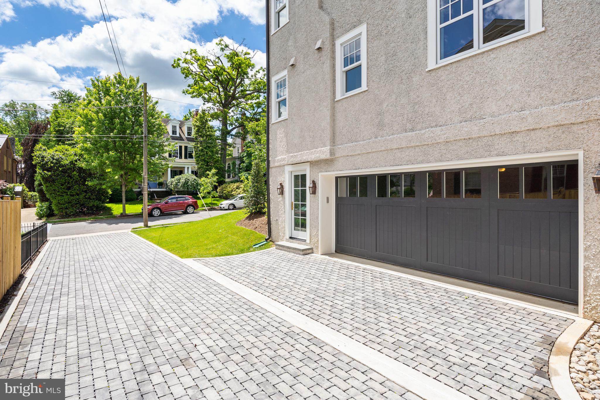 CHEVY CHASE - Residential