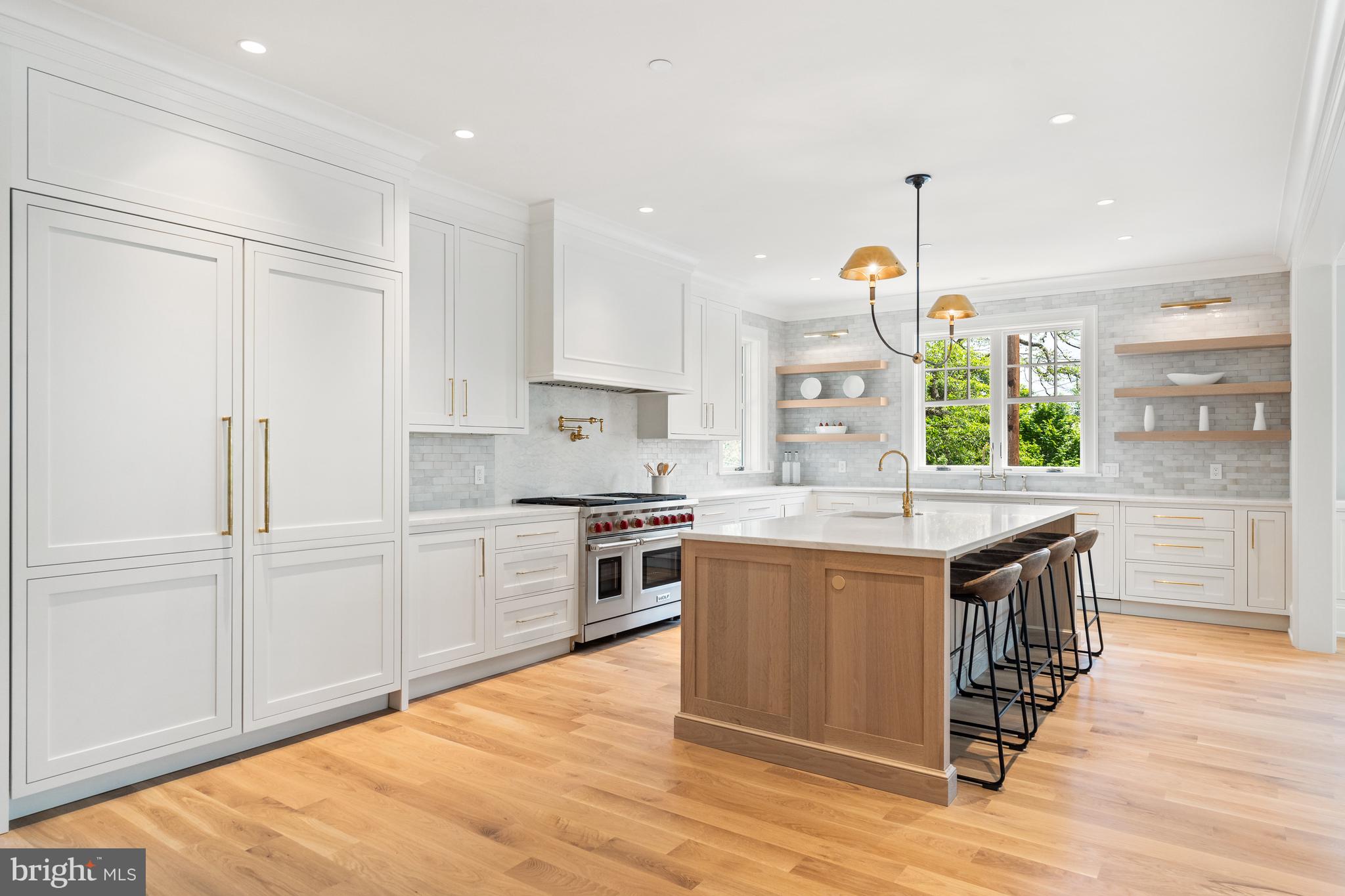 CHEVY CHASE - Residential