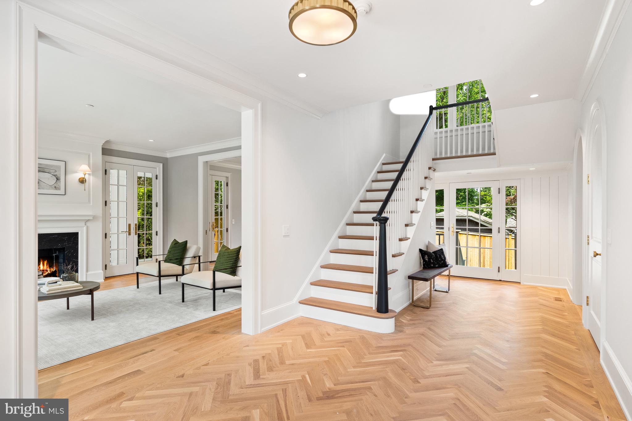 CHEVY CHASE - Residential