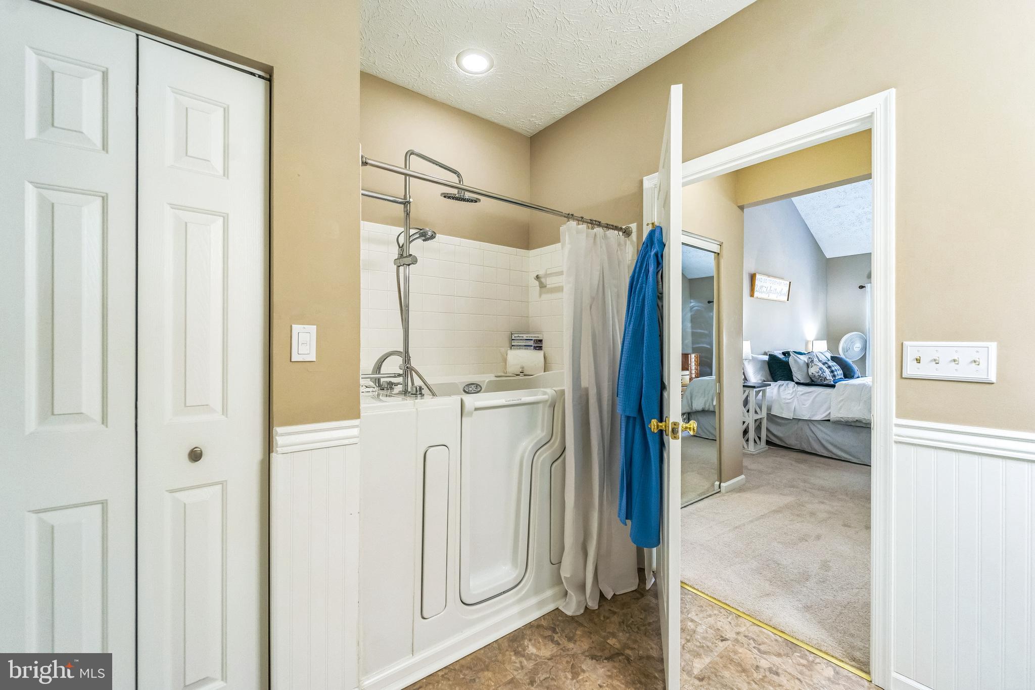 DEVONSHIRE AT WHITEMARSH - Residential