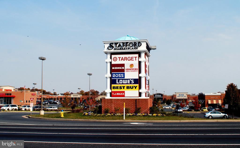 WOODSTREAM - Residential Lease