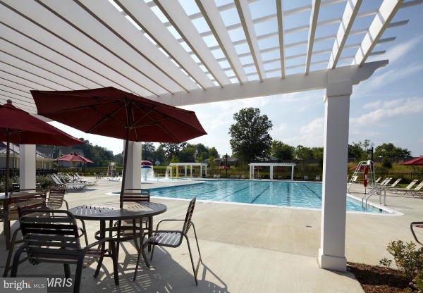 WOODSTREAM - Residential Lease