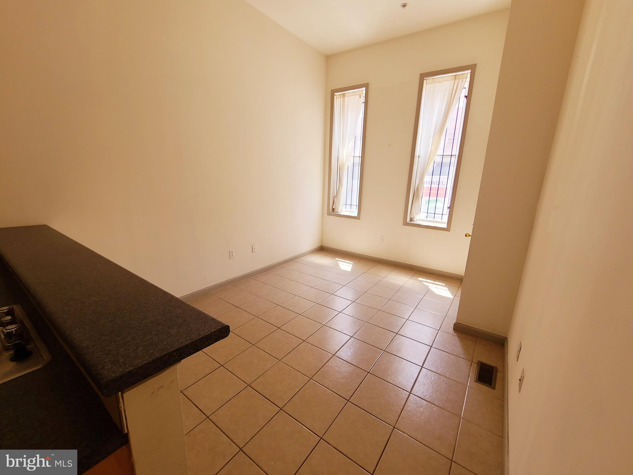 TEMPLE UNIVERSITY - Residential Lease