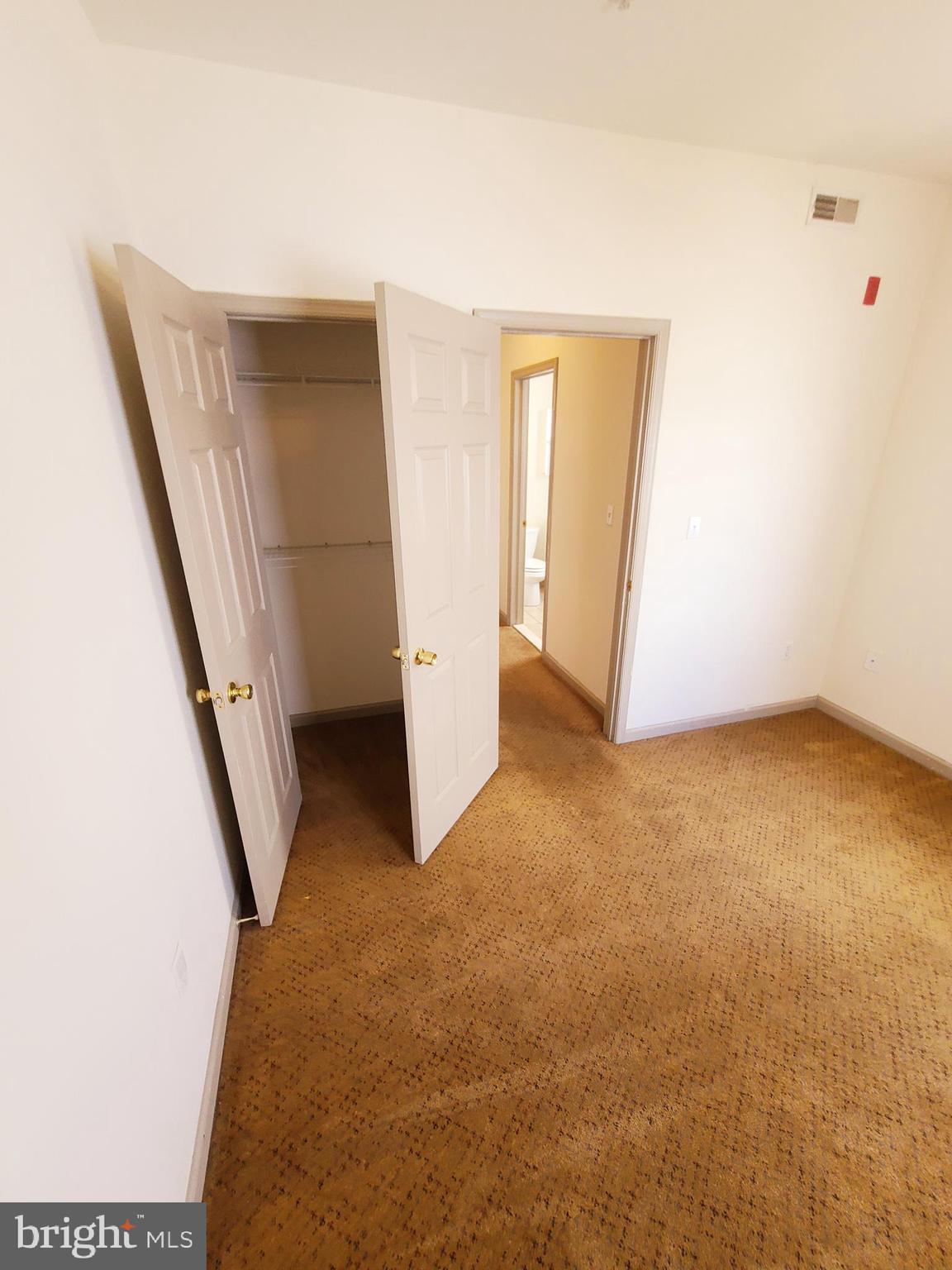 TEMPLE UNIVERSITY - Residential Lease