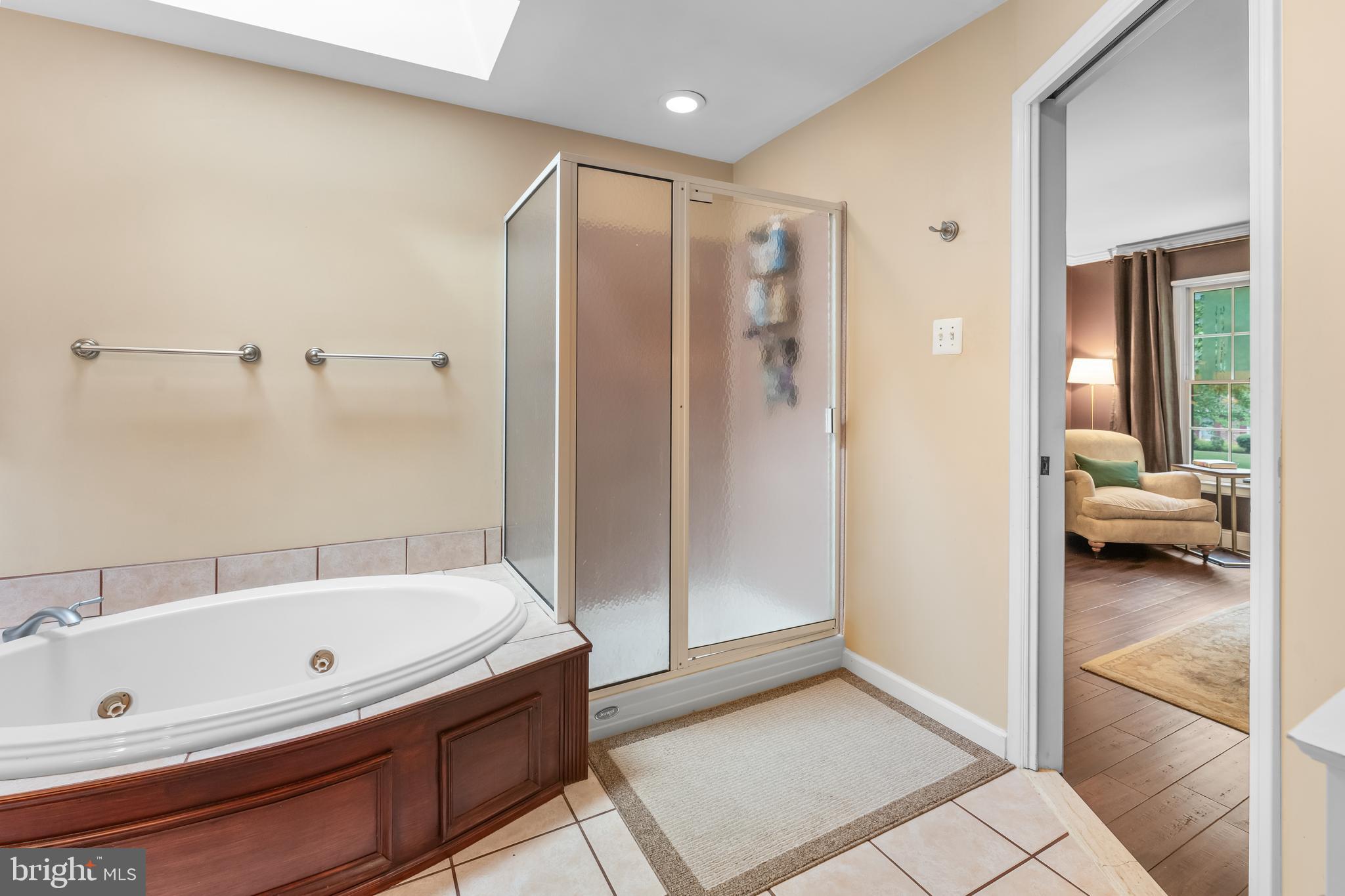 OAK GROVE - Residential