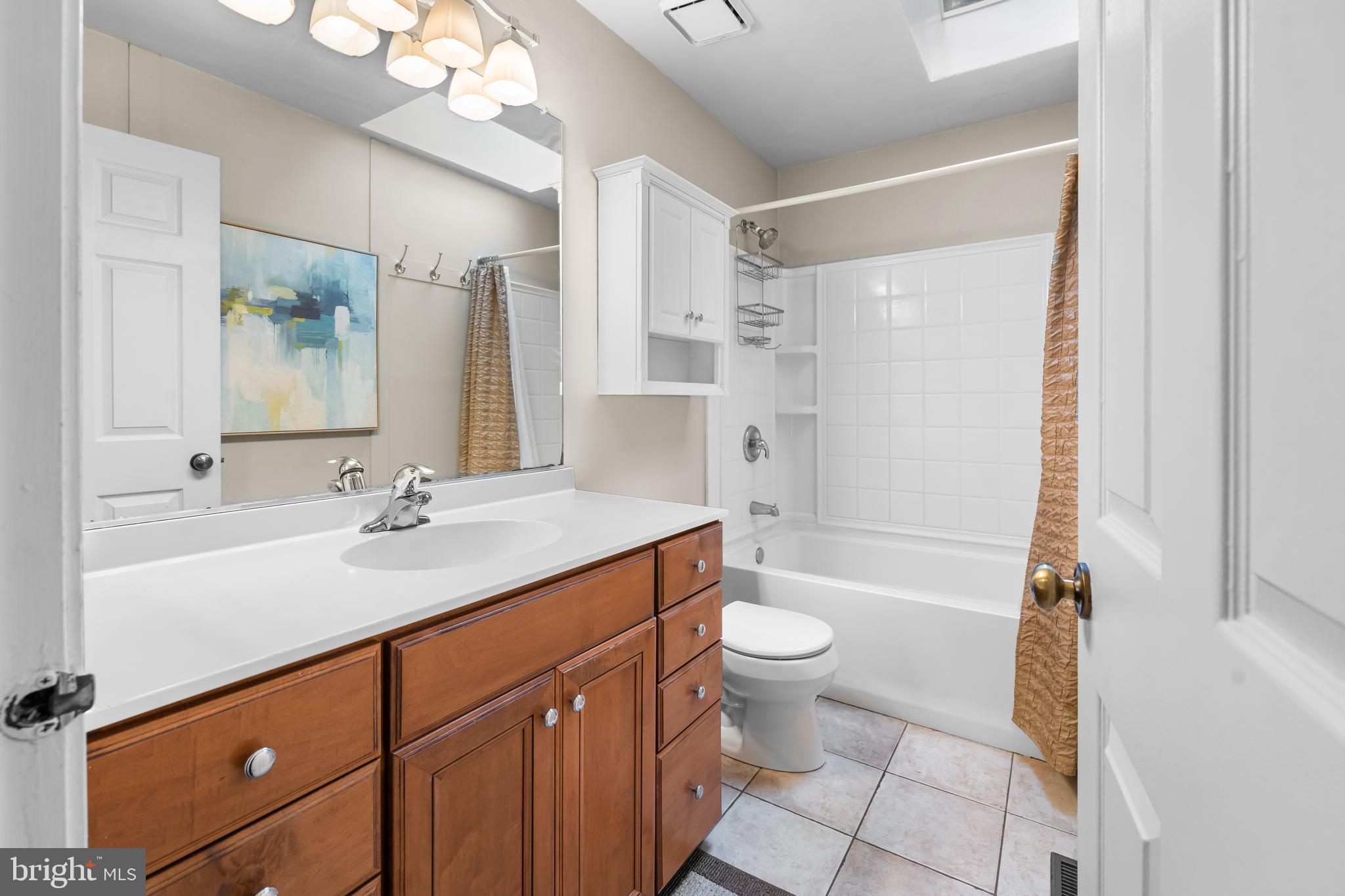 OAK GROVE - Residential