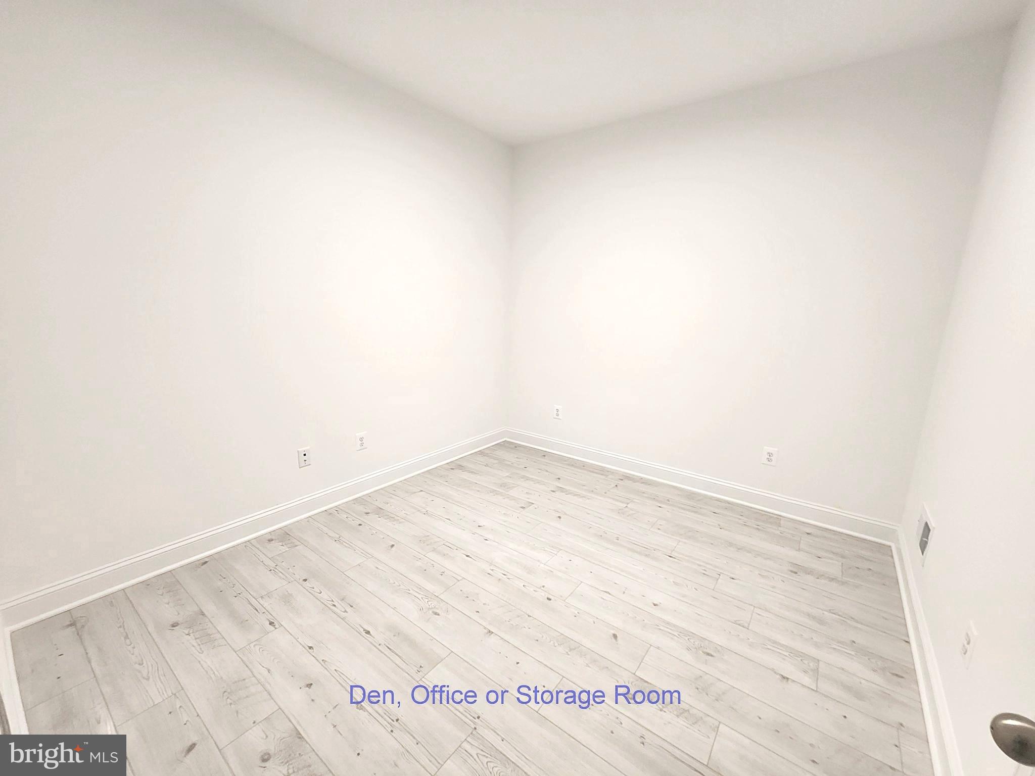 ROSEHILL MANOR - Residential